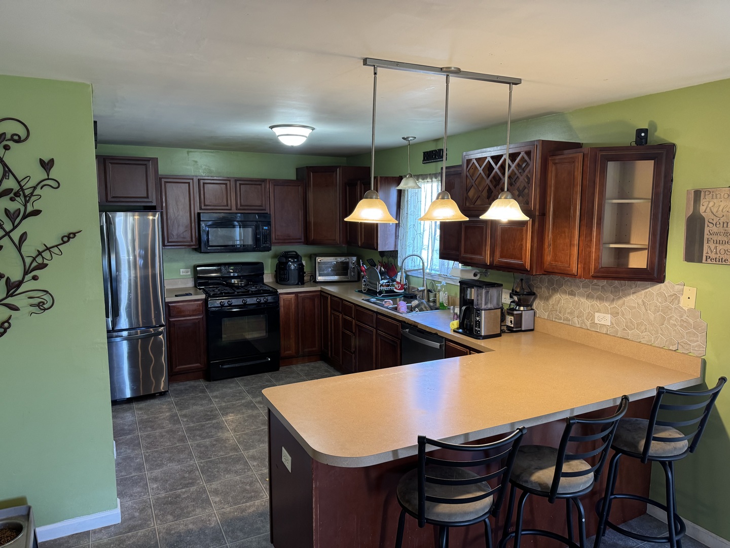 main property photo 8