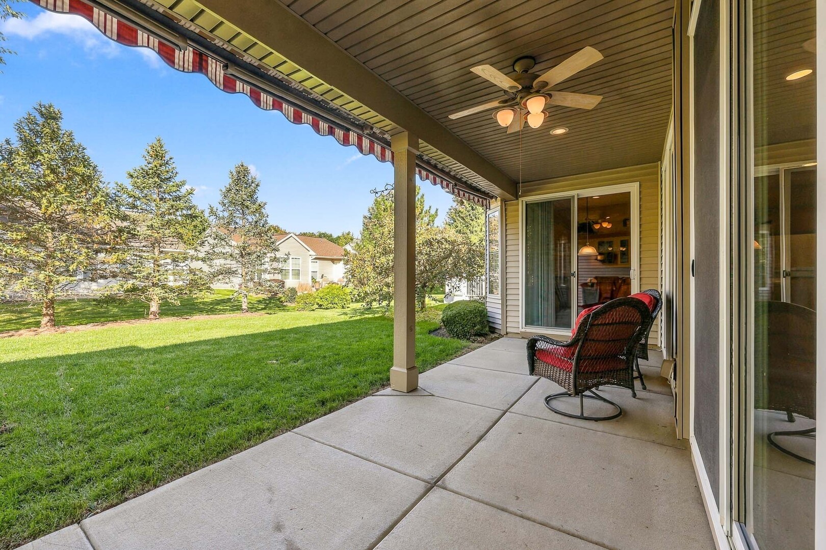 main property photo 28