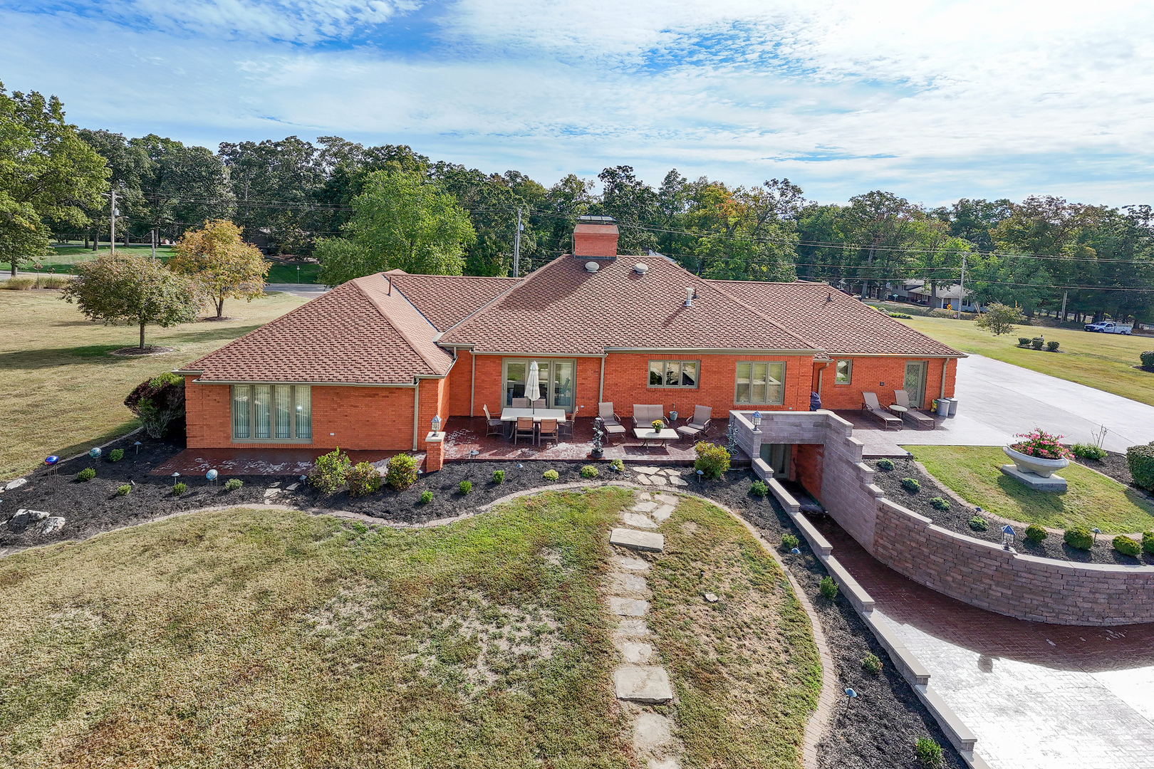 main property photo 74