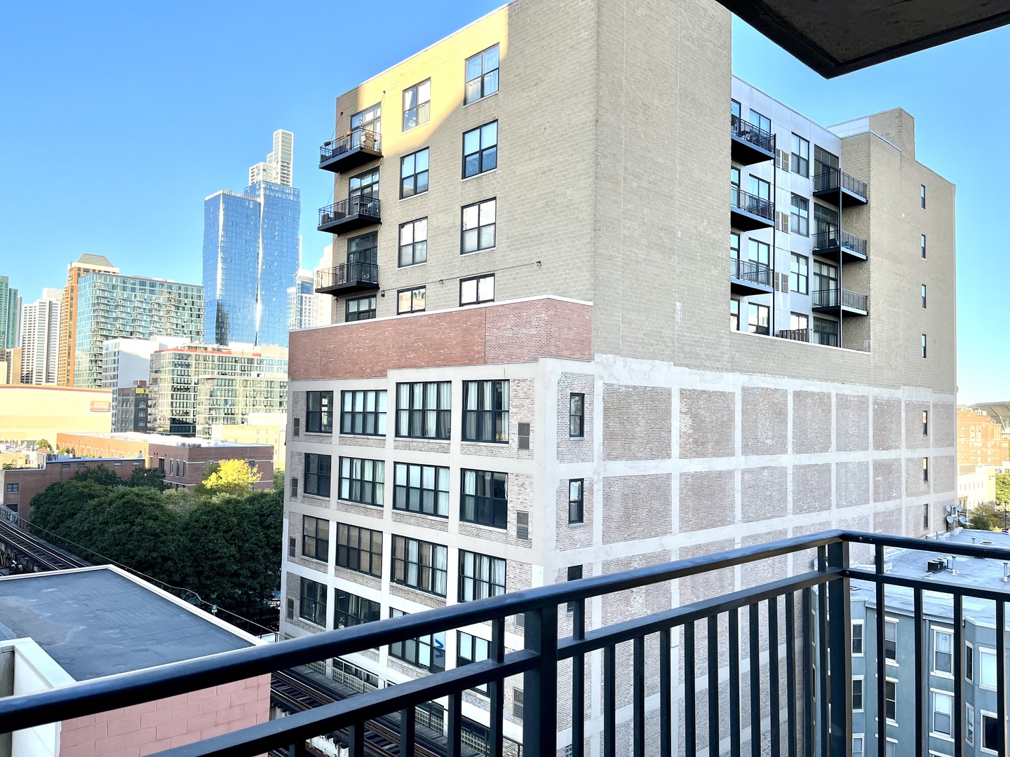 main property photo 16
