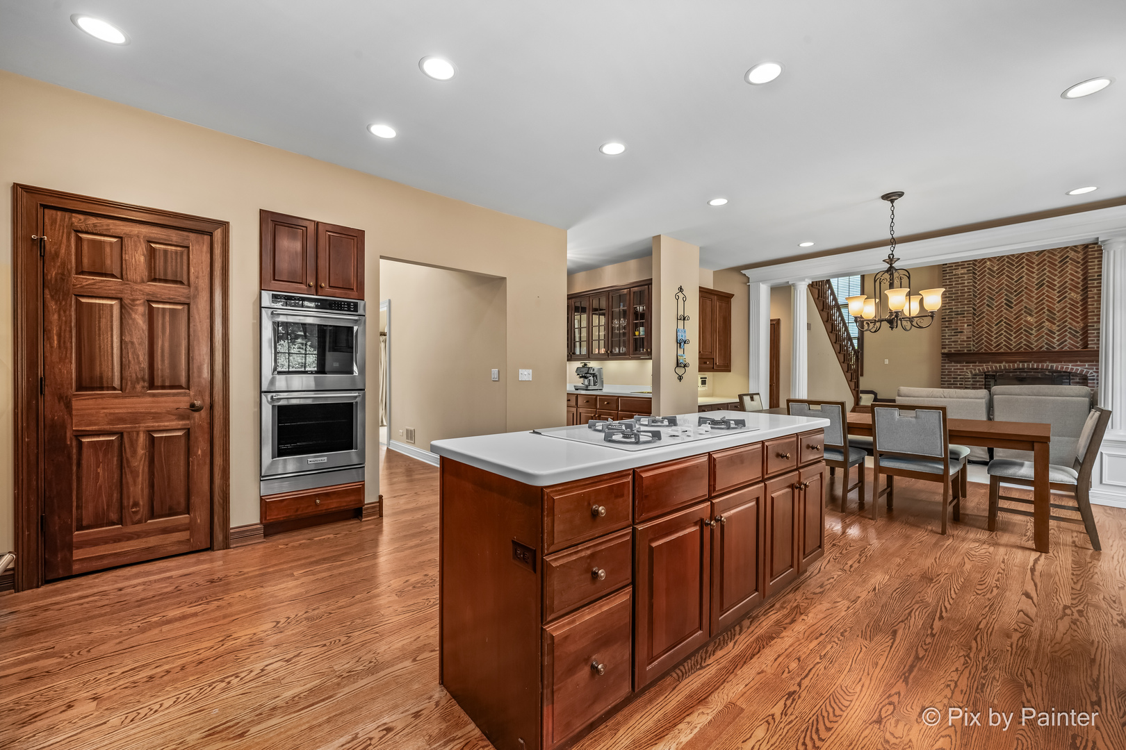 main property photo 19