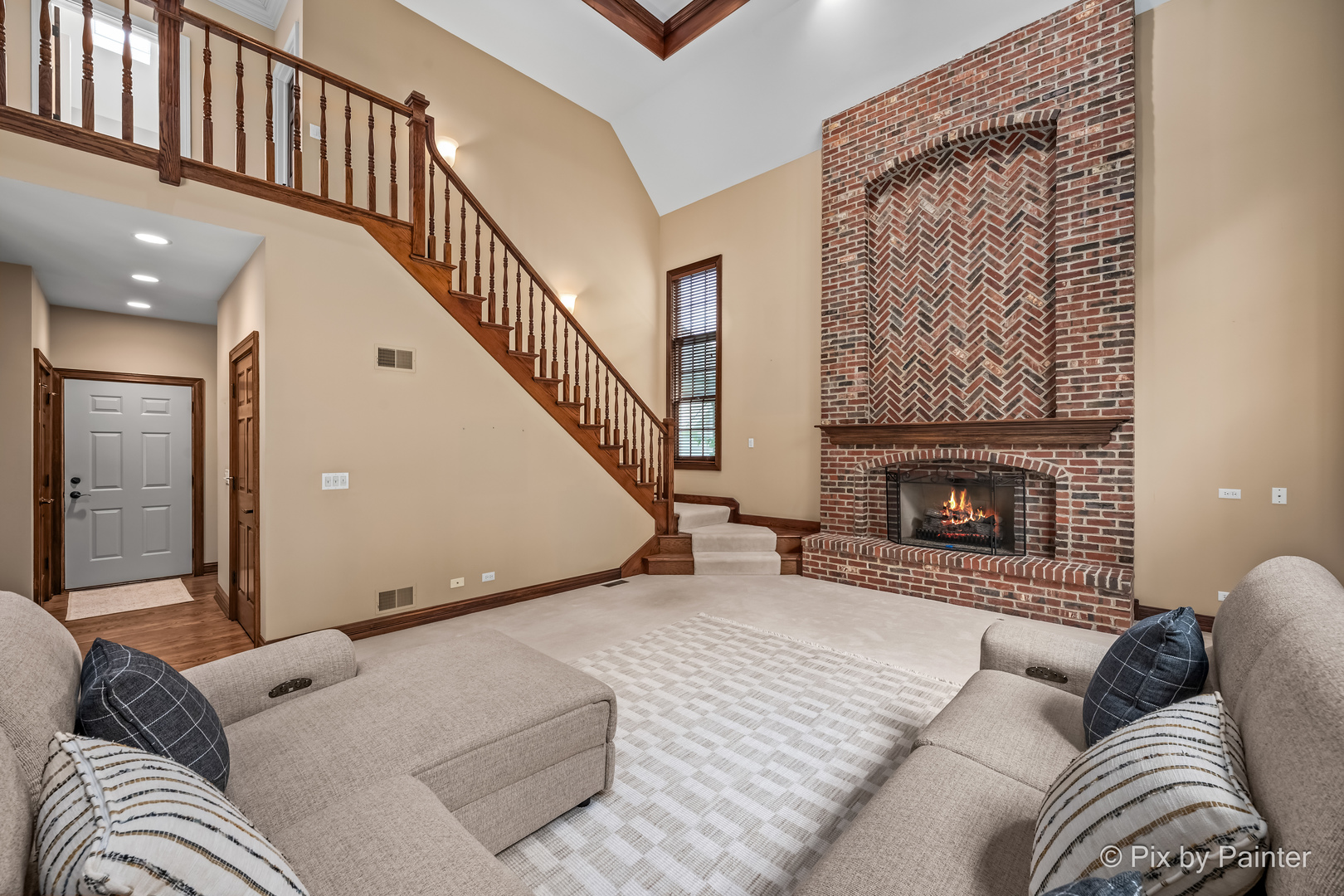 main property photo 28
