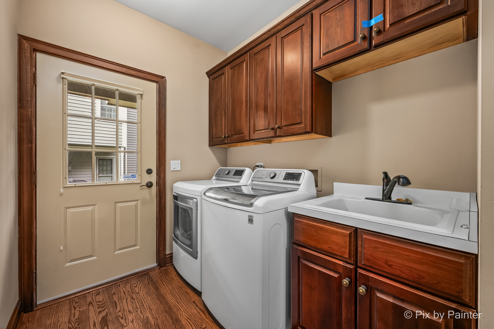 main property photo 31