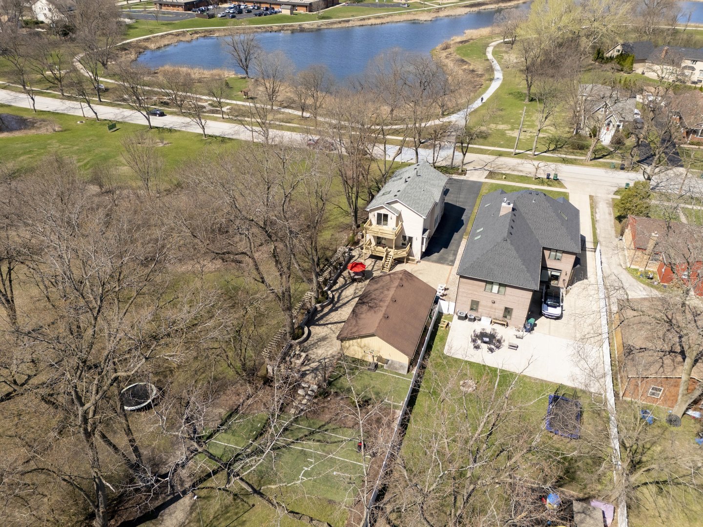 main property photo 35