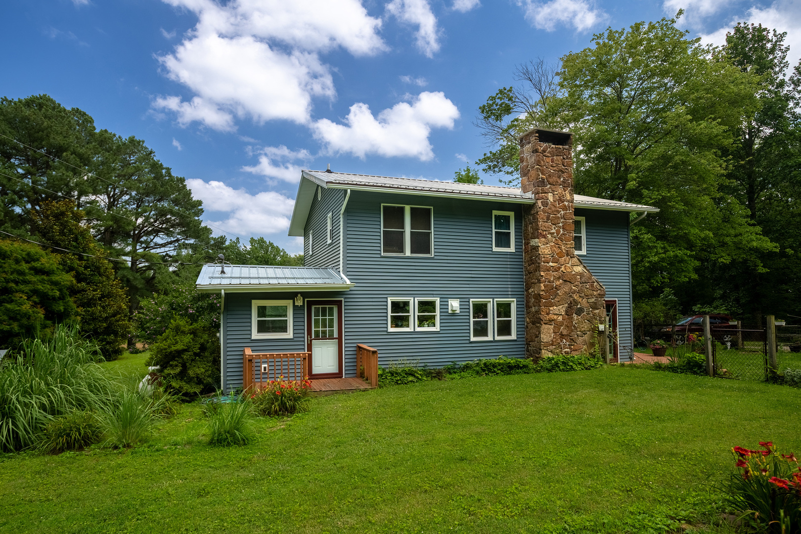 main property photo 31