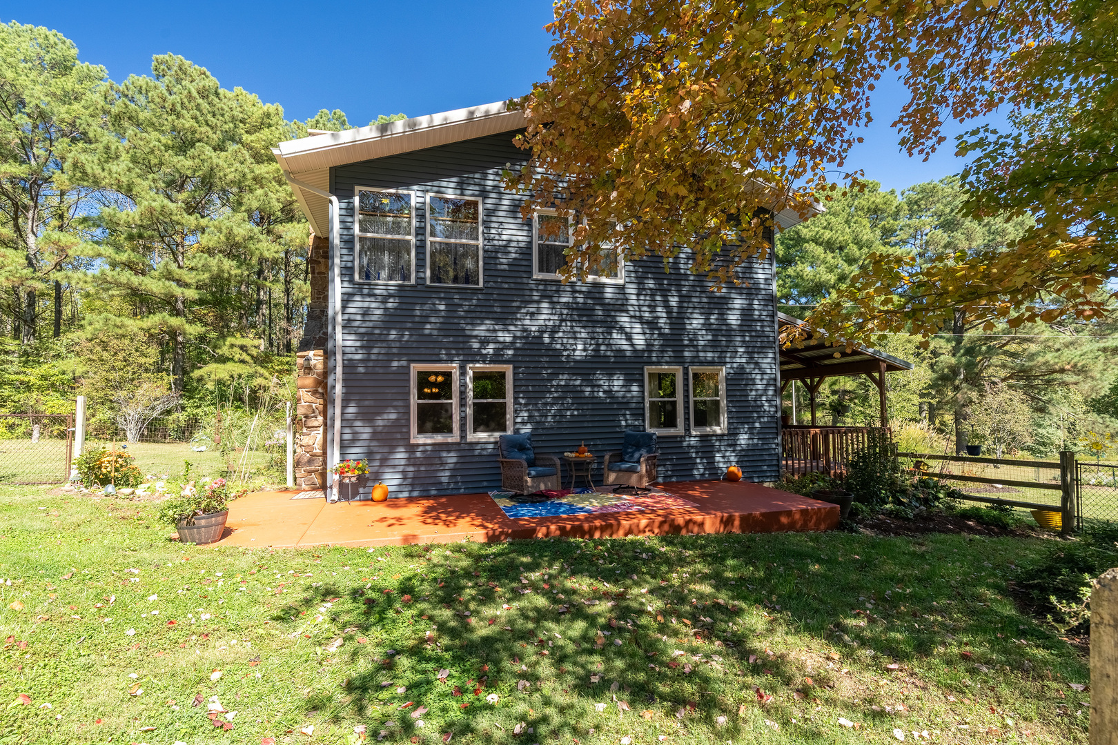 main property photo 34