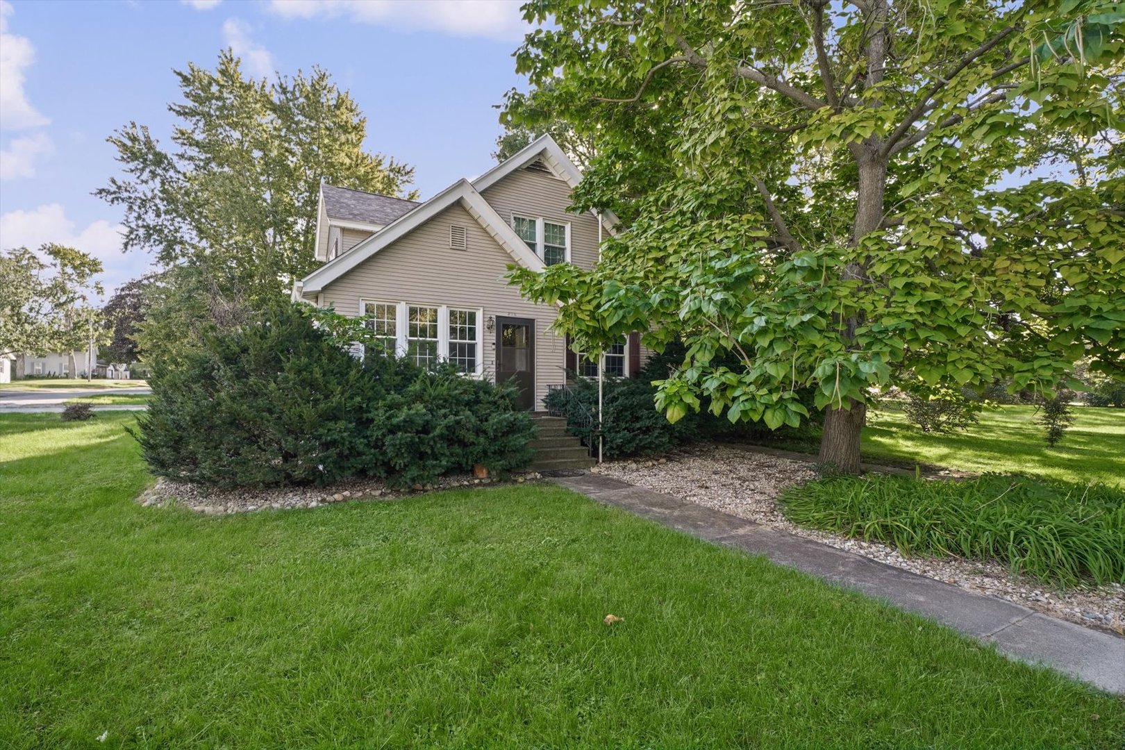 main property photo 50