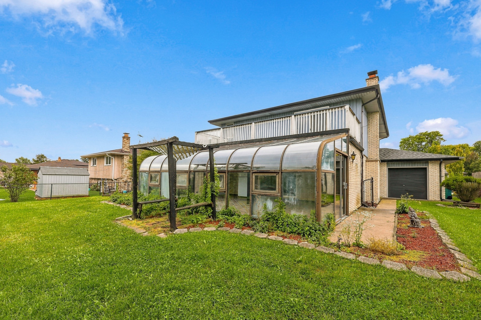 main property photo 35