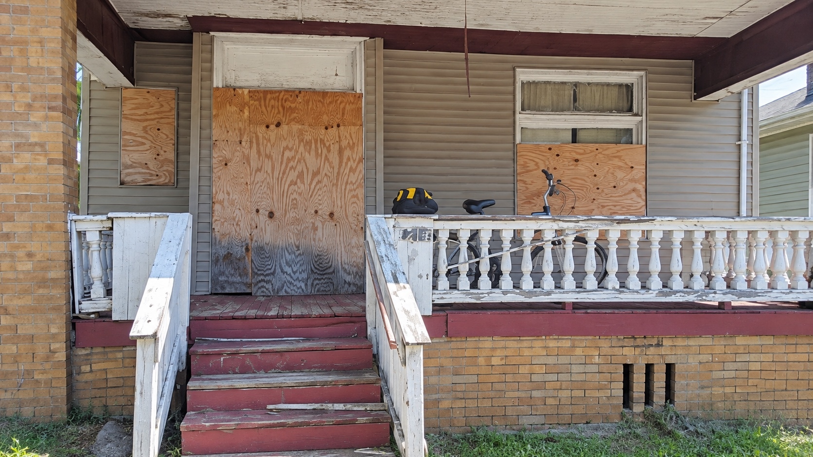 main property photo 2