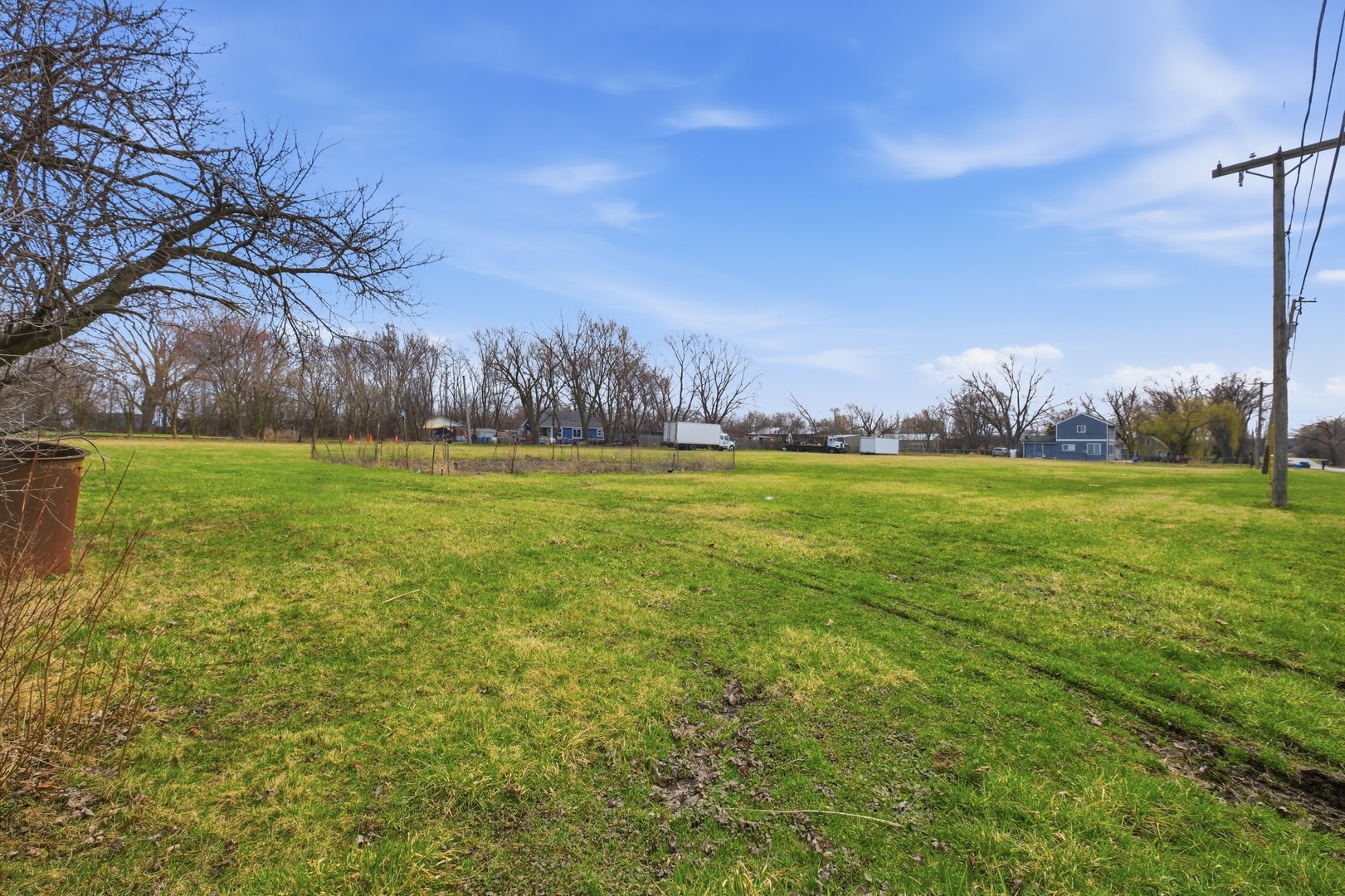 main property photo 29