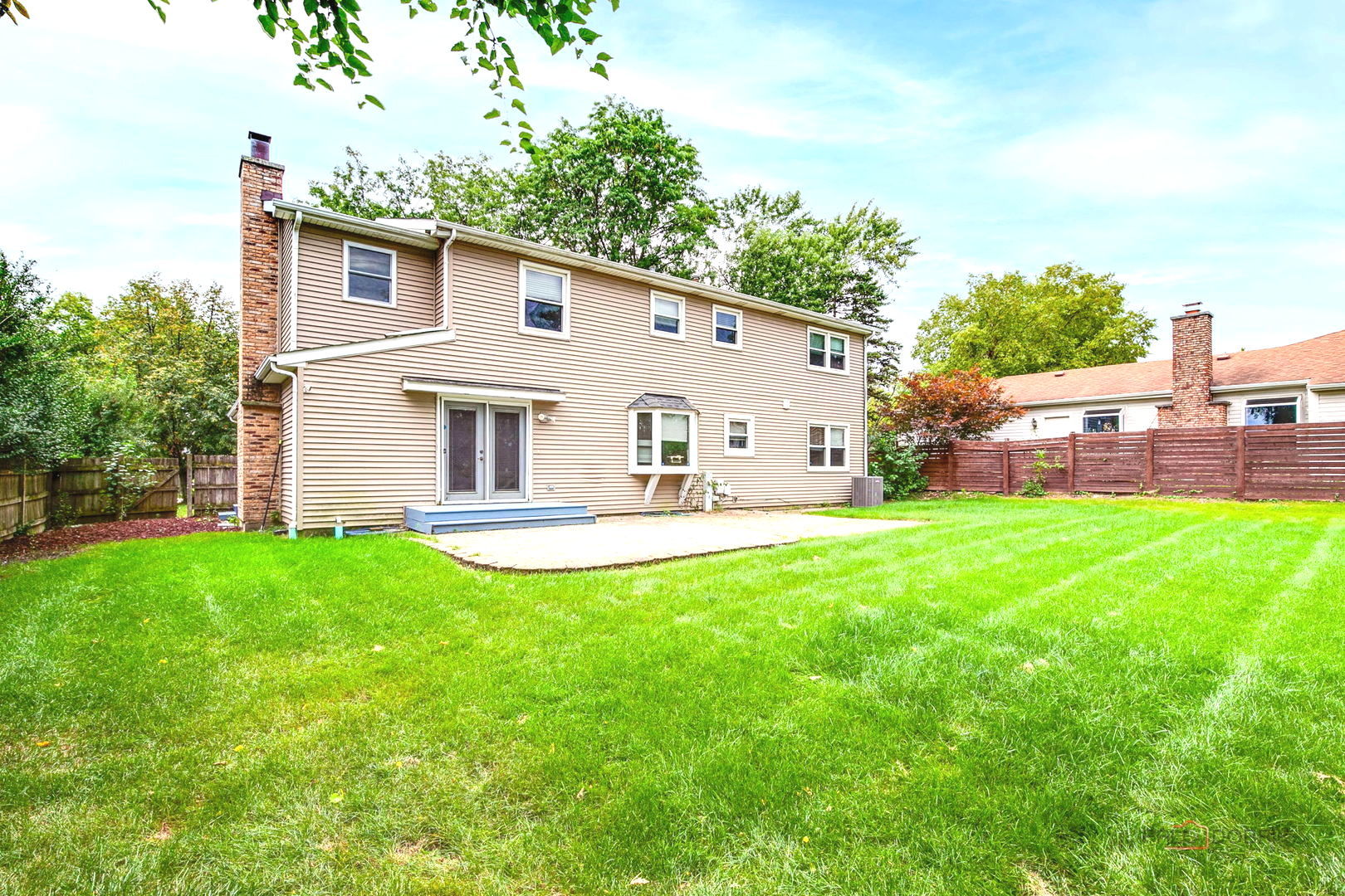 main property photo 41