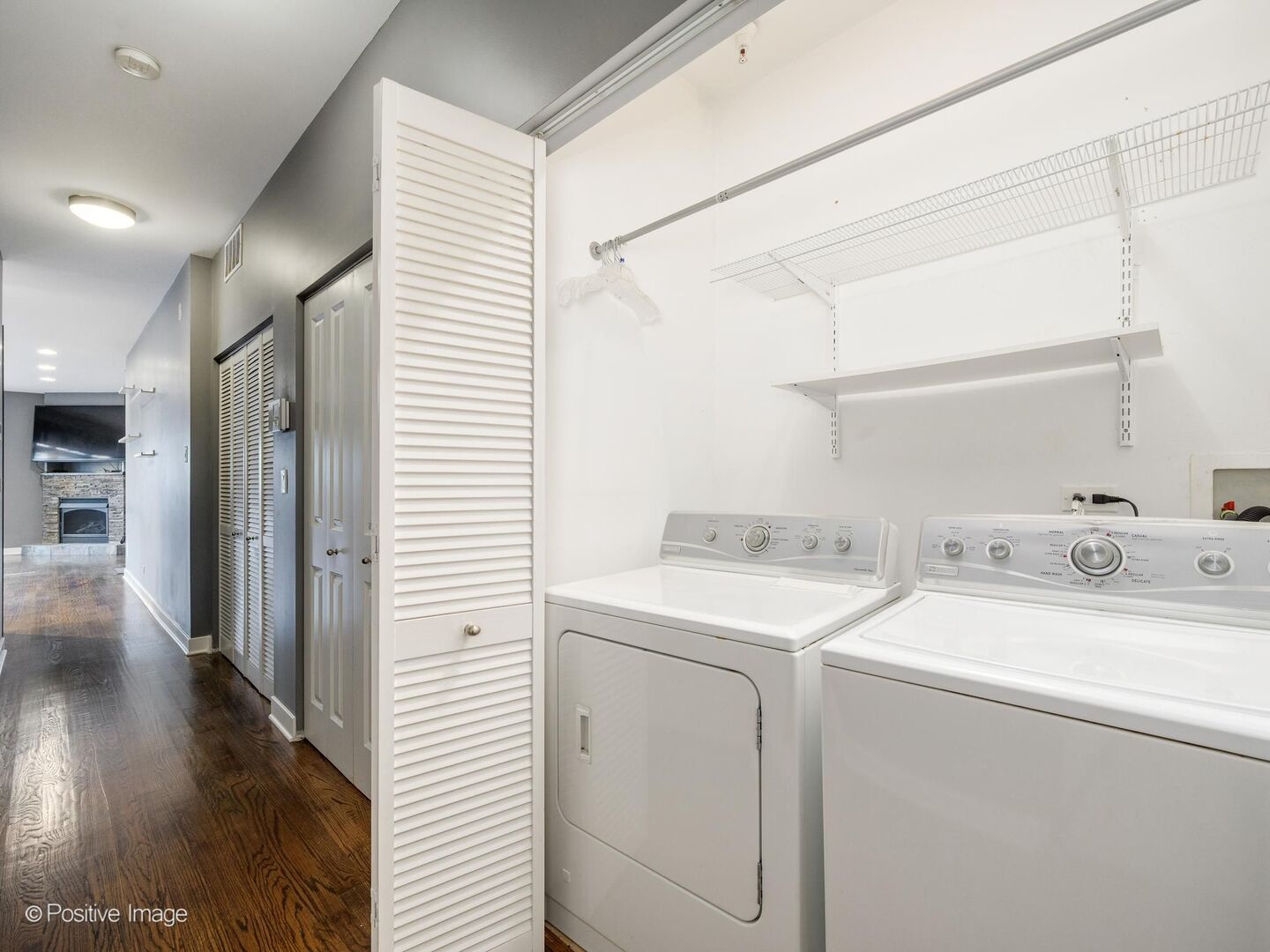 property viewer photo 16