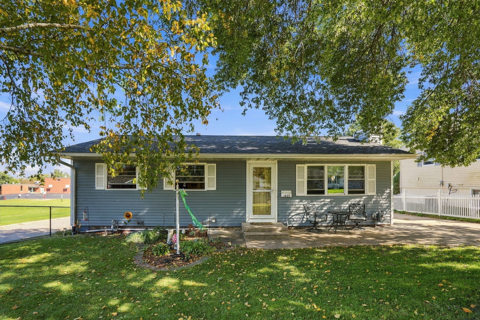 main property photo 0