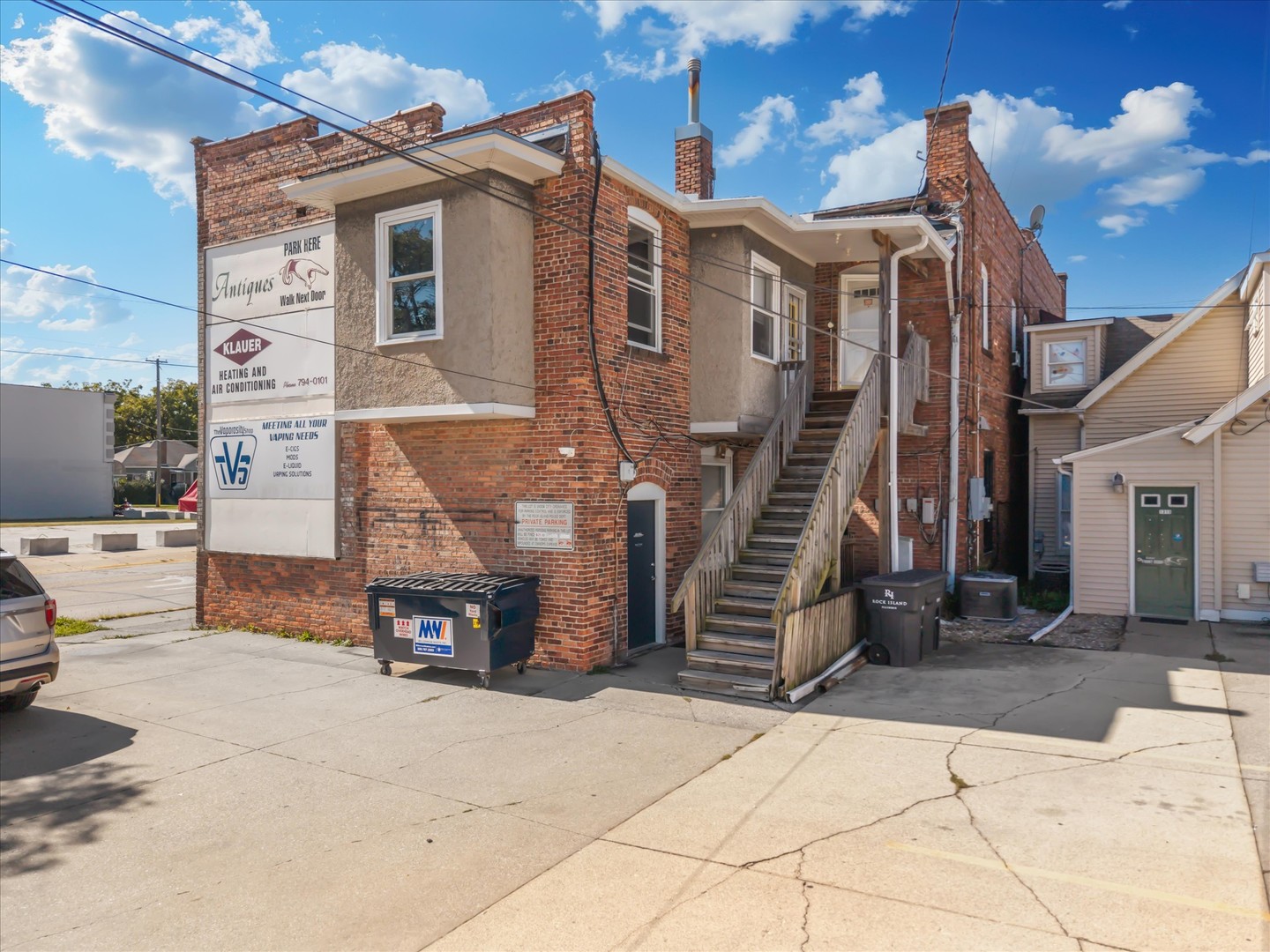 main property photo 4