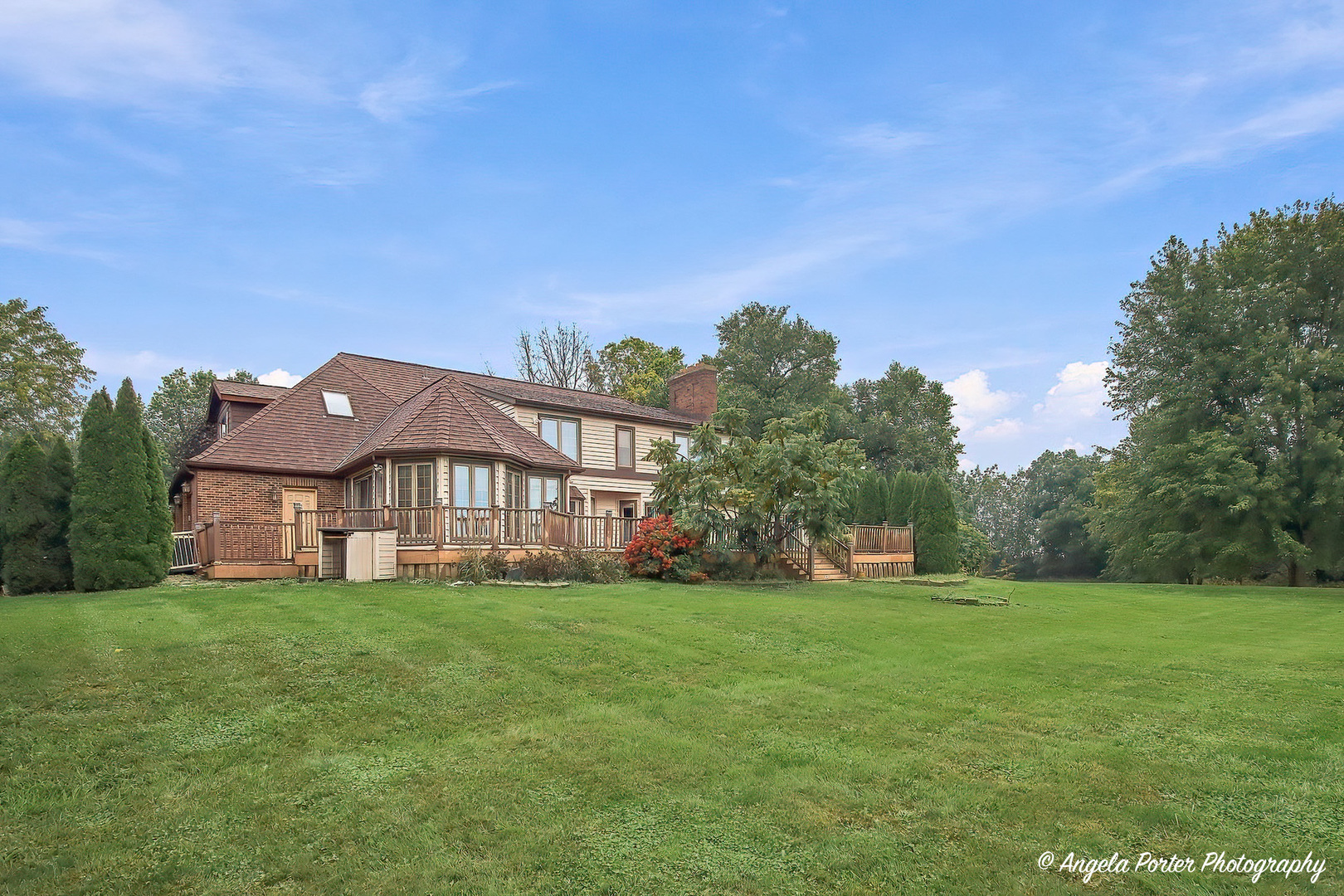 main property photo 30