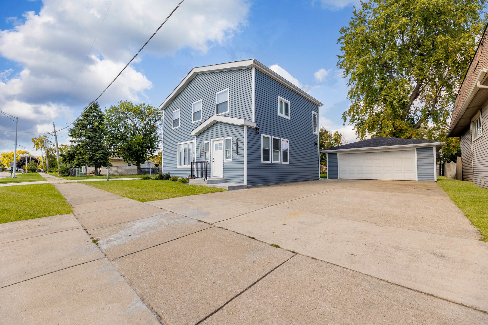main property photo 21