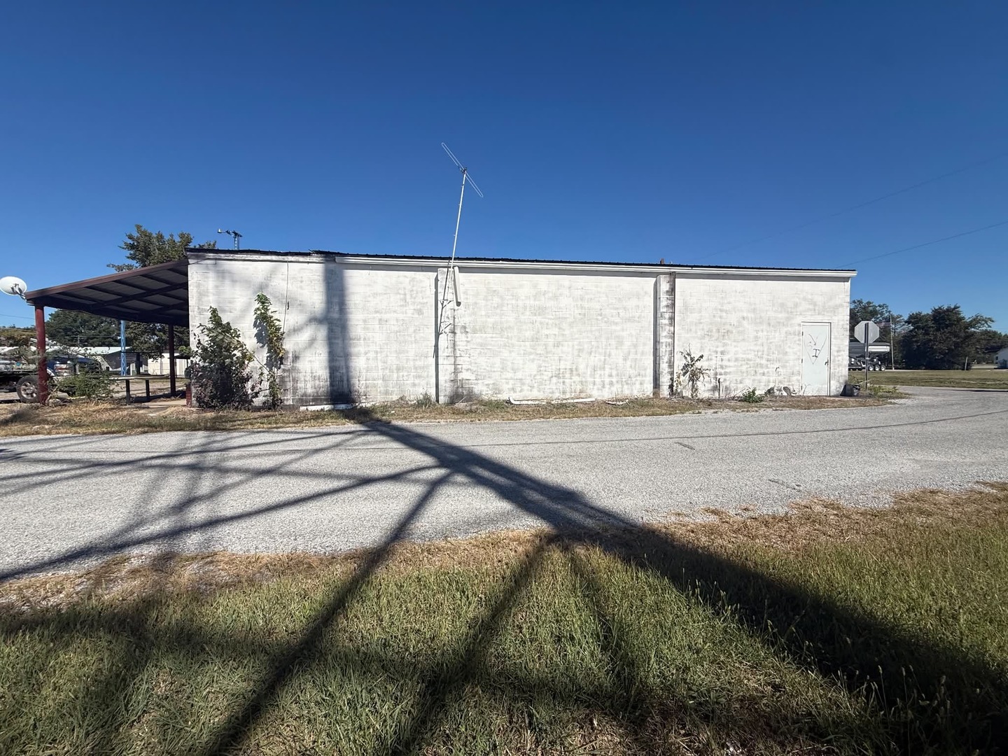 main property photo 5