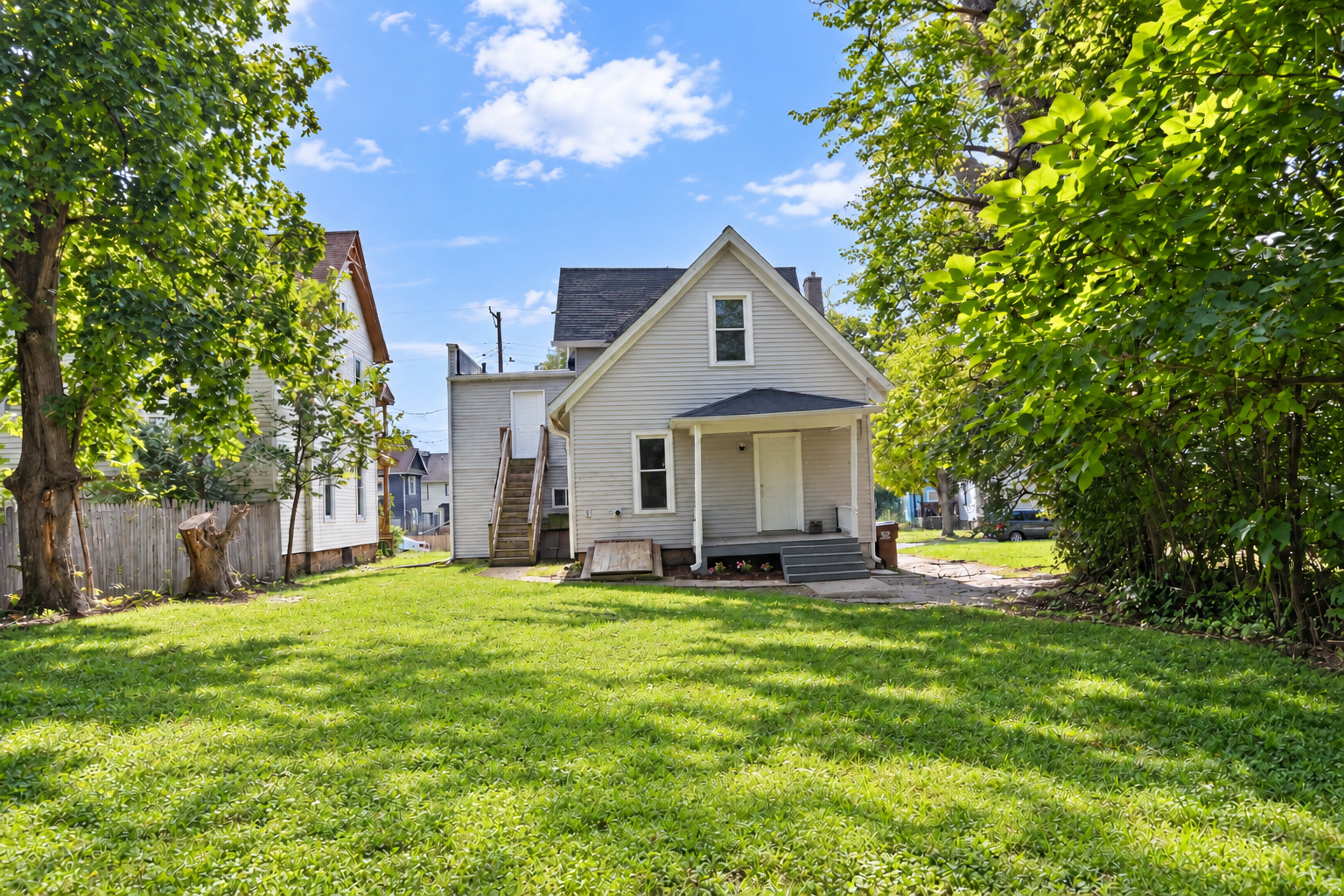 main property photo 4