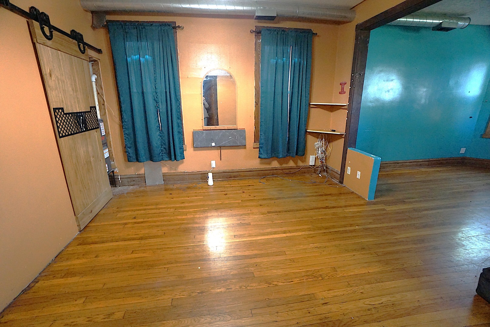 main property photo 5