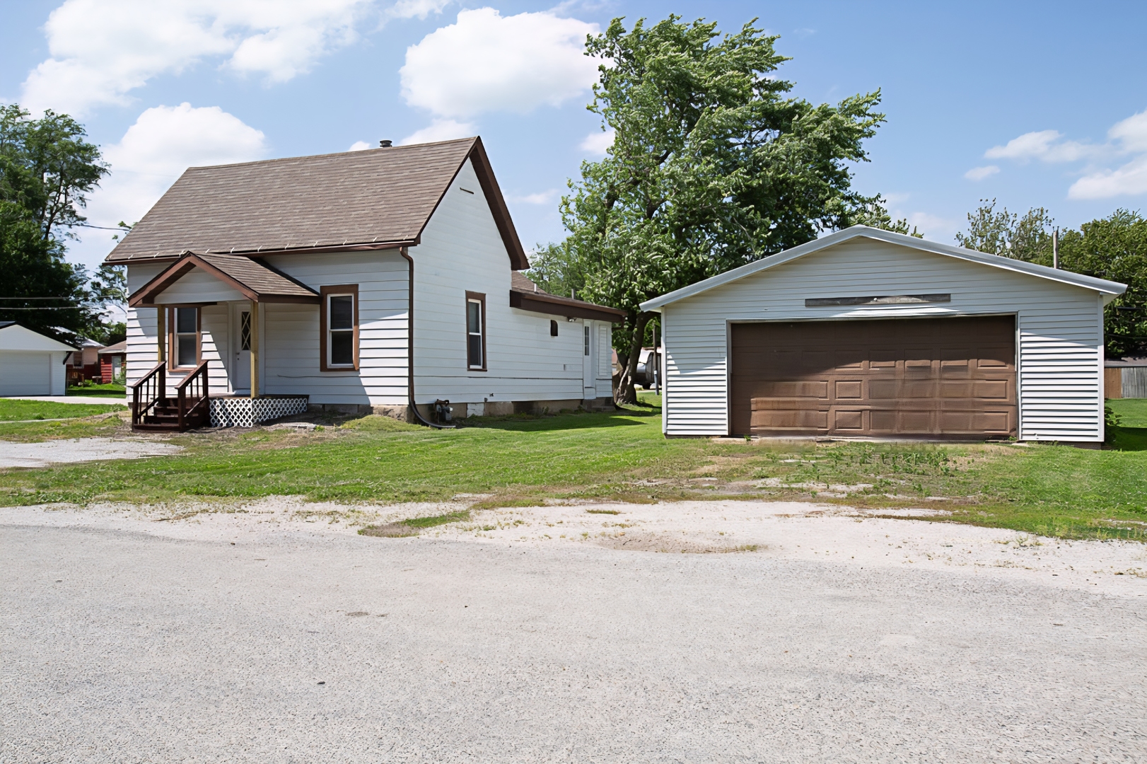 main property photo 17