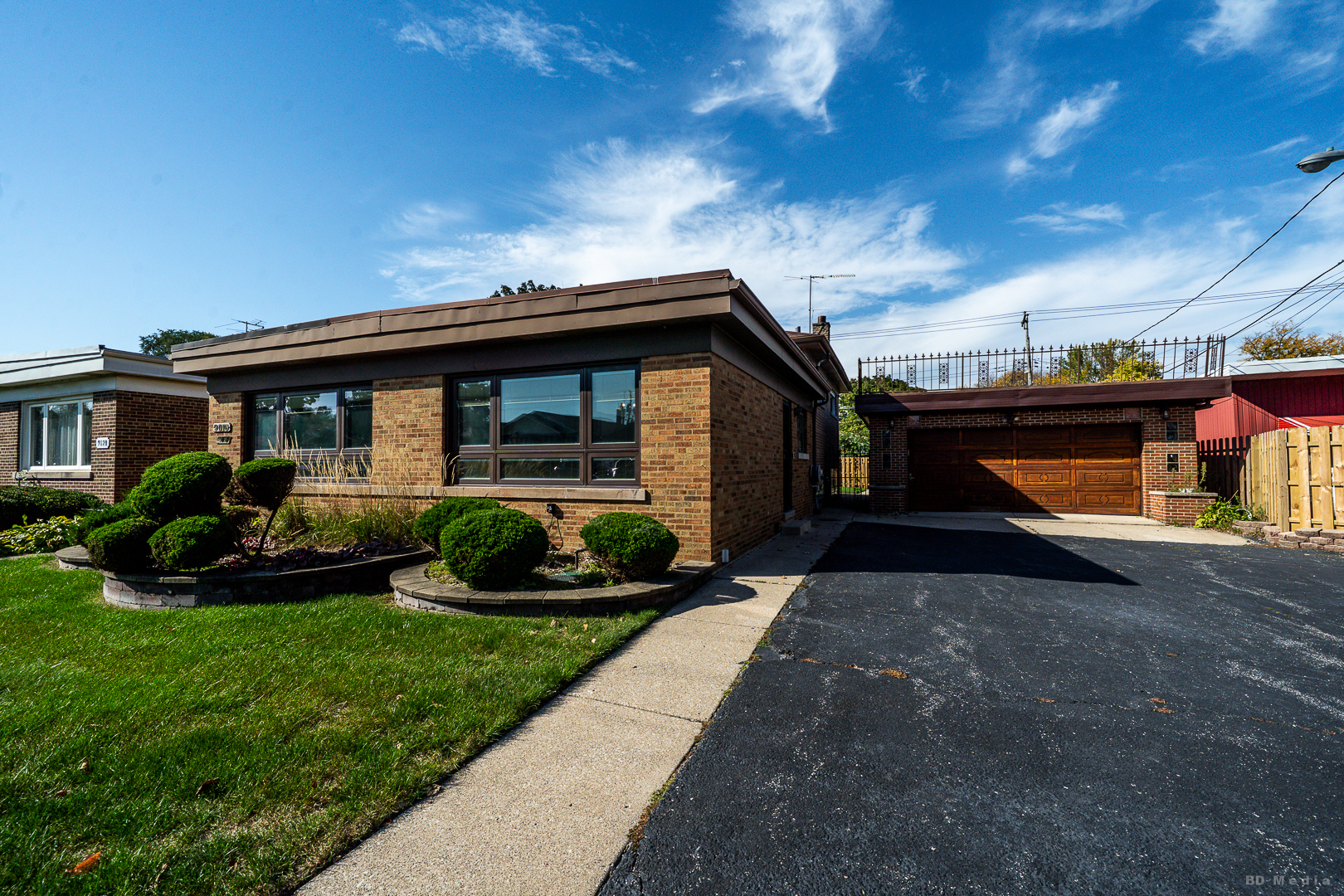 main property photo 3