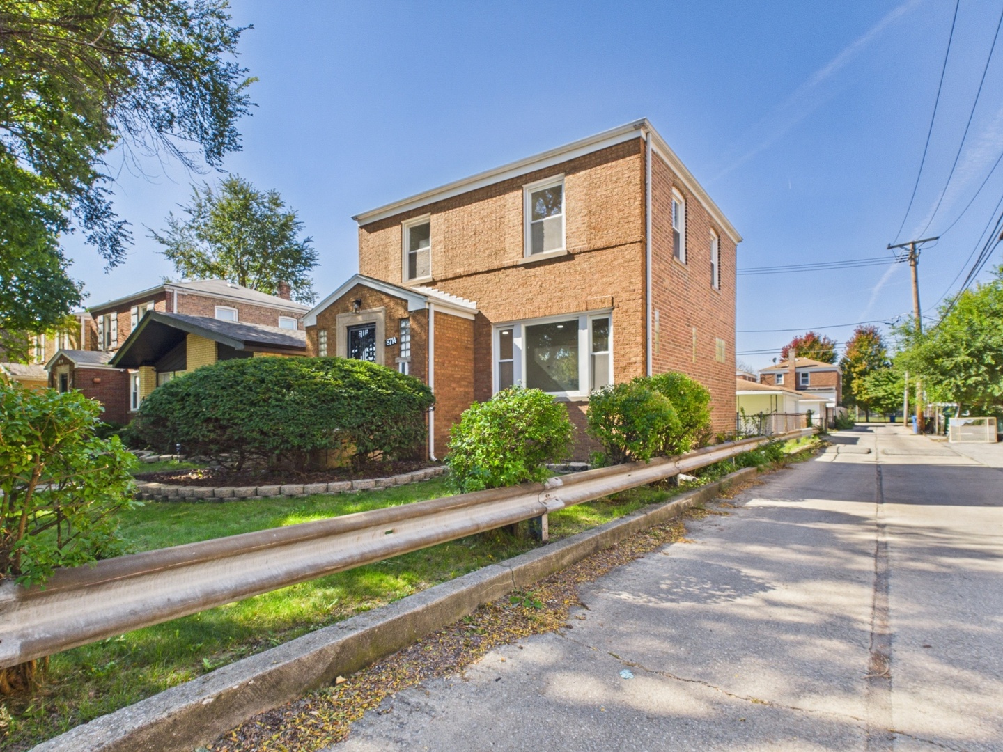 main property photo 2