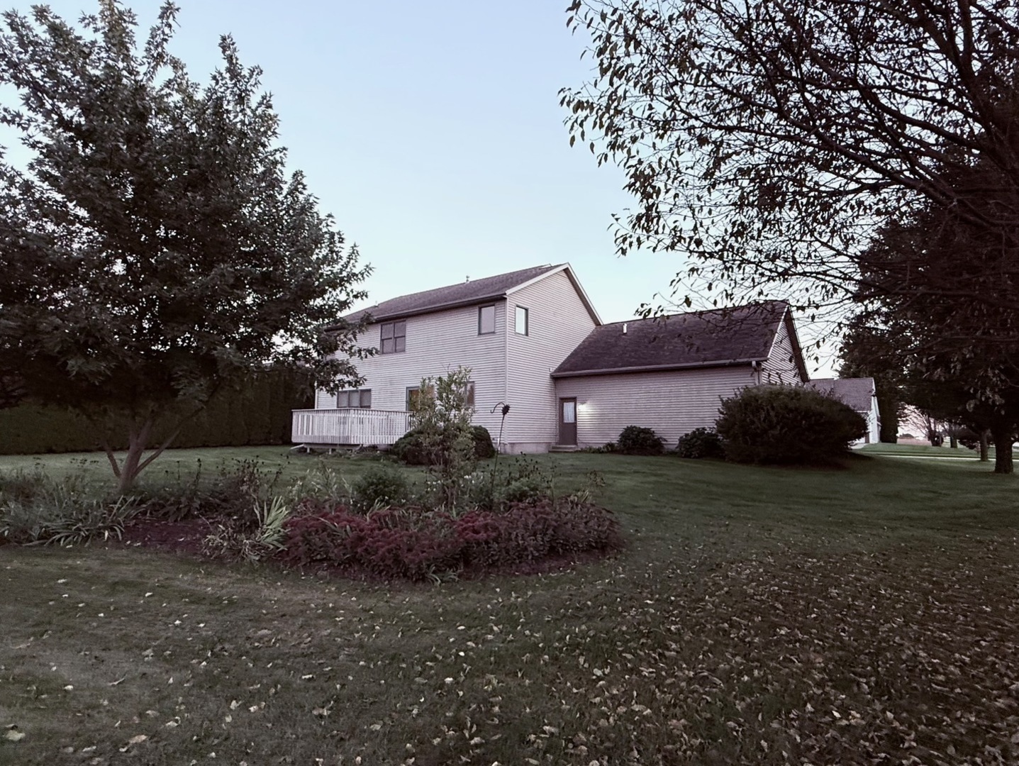 main property photo 40