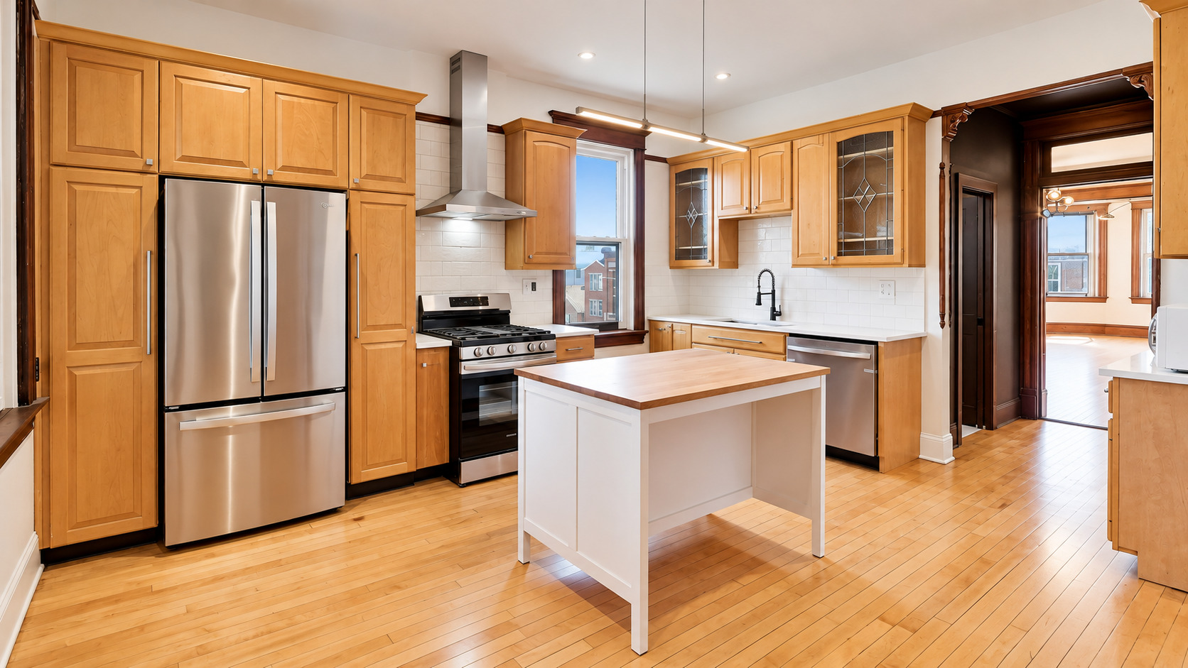 main property photo 17