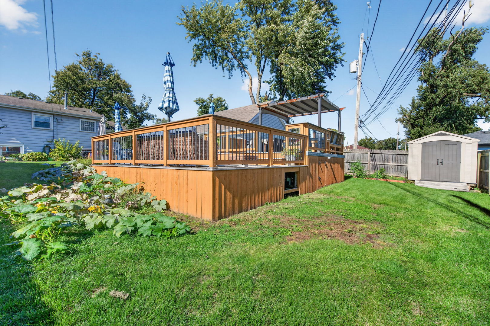 main property photo 25