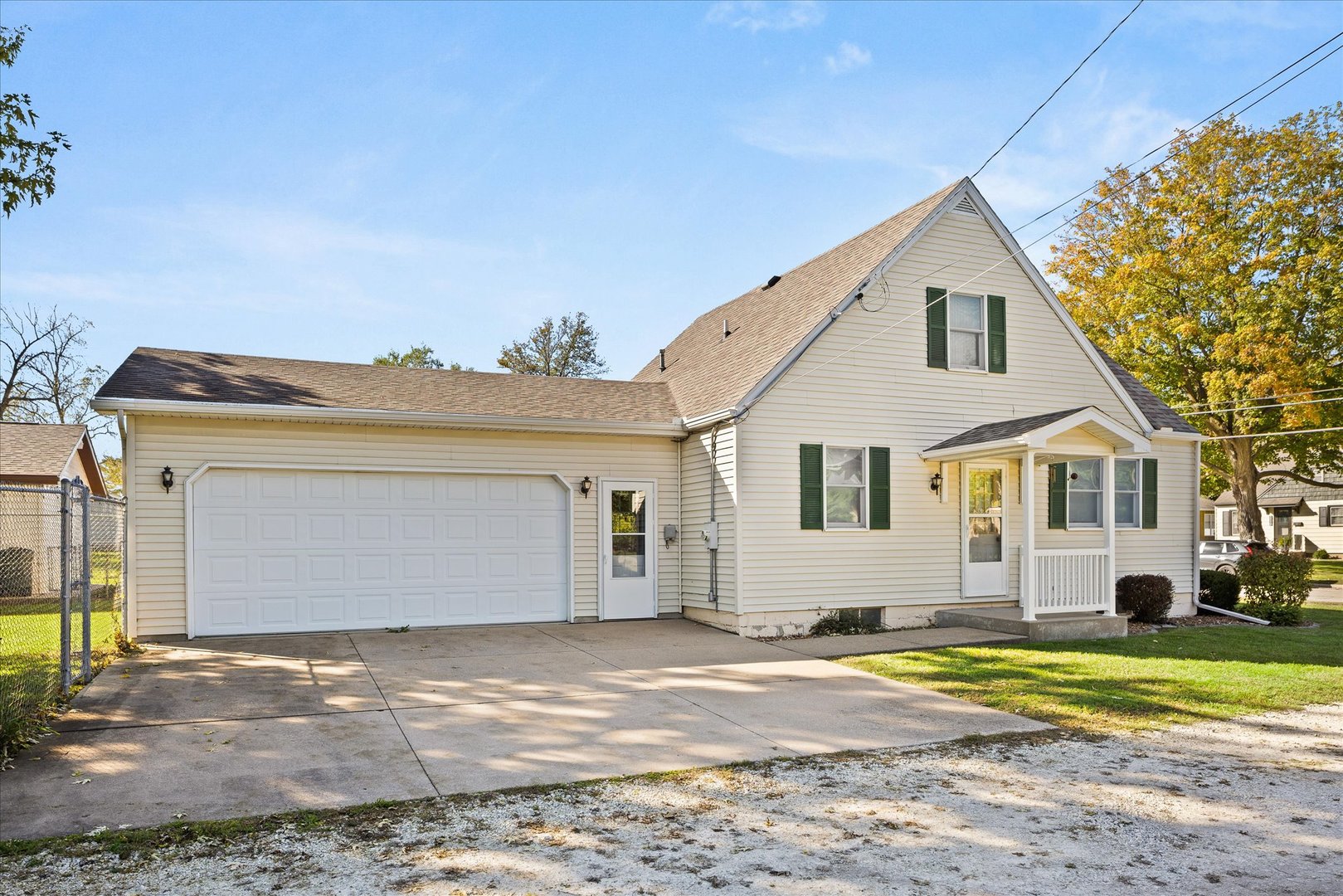 main property photo 5