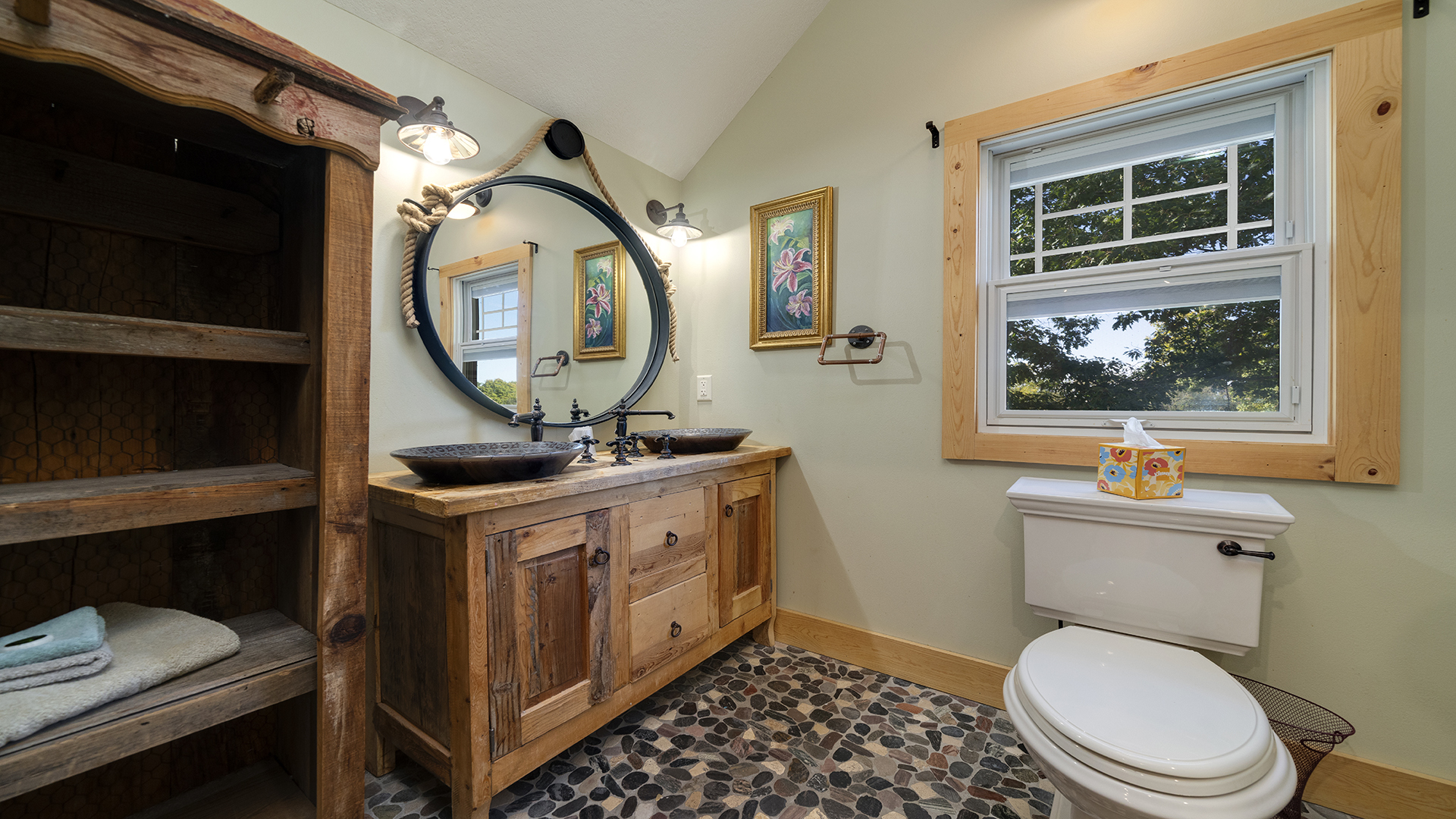 main property photo 70