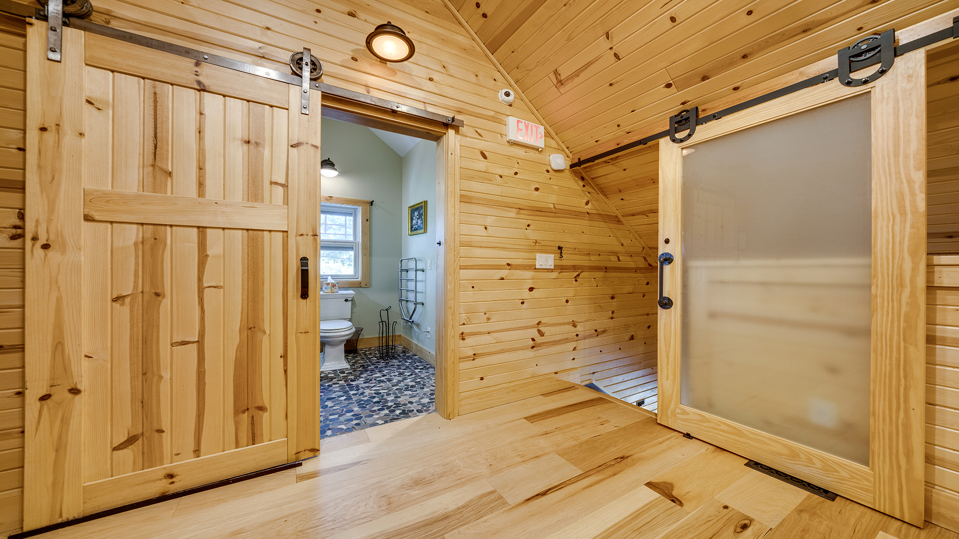main property photo 78