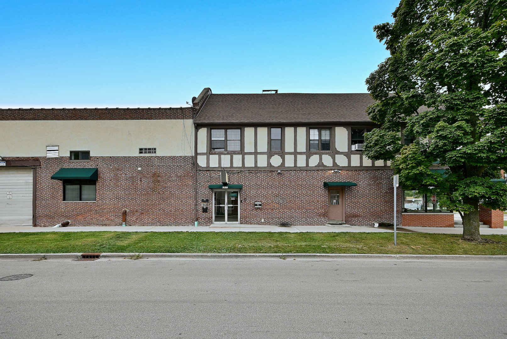 main property photo 1