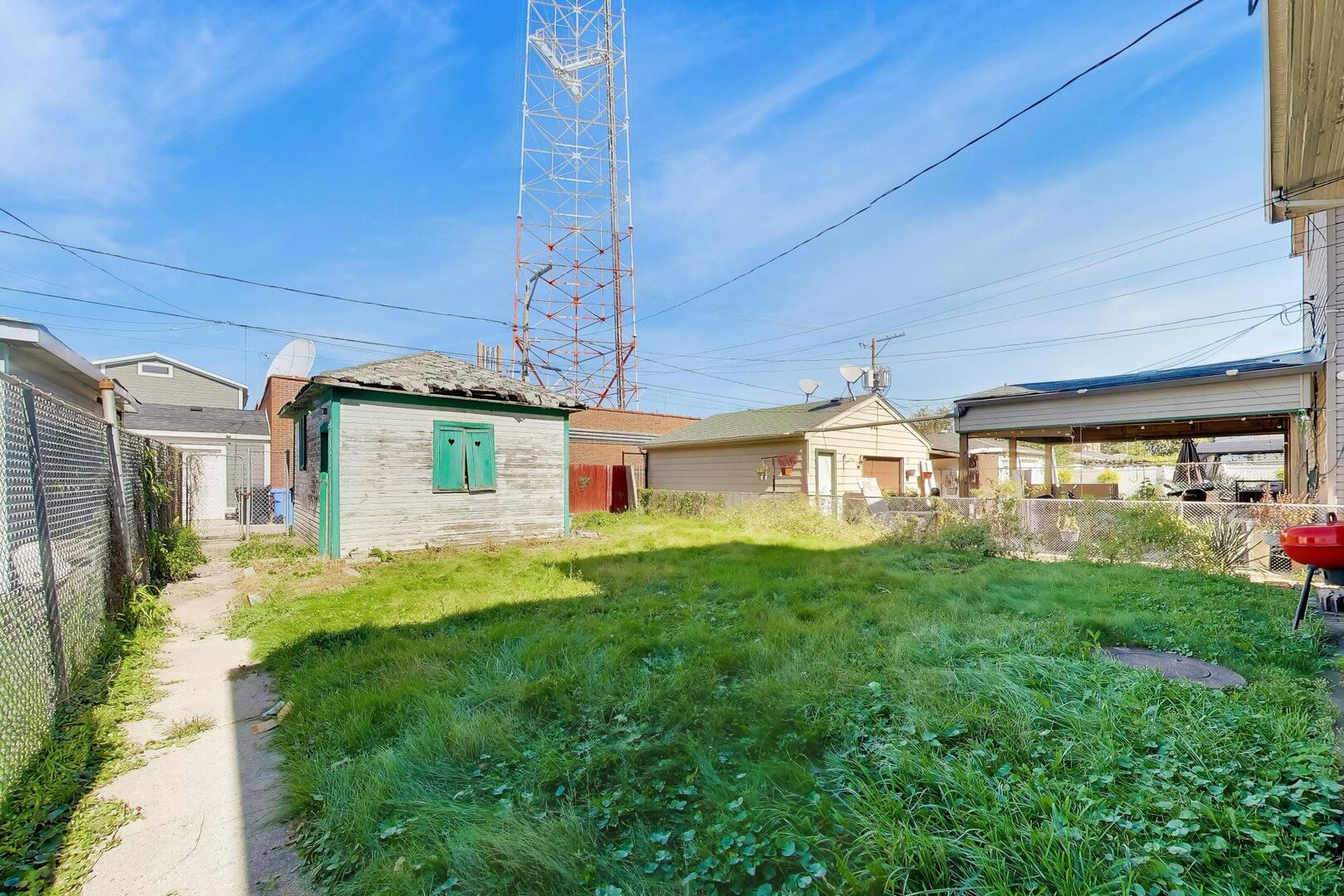 main property photo 29