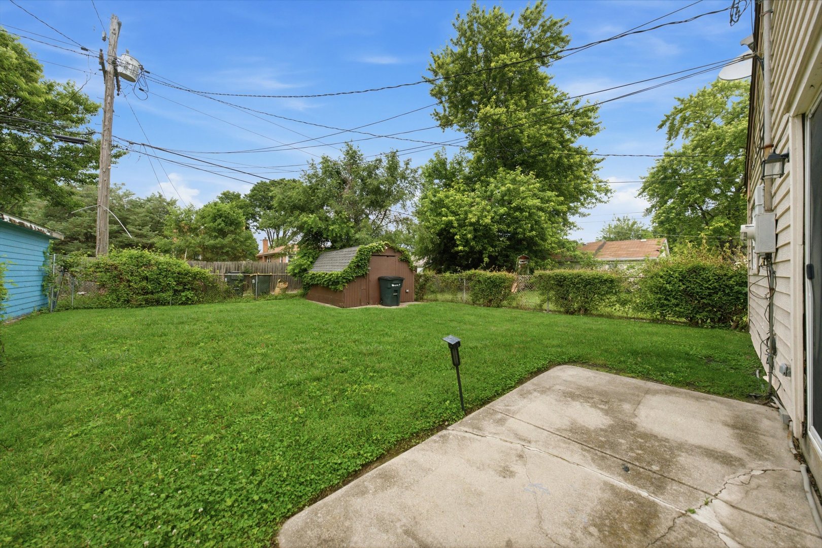 main property photo 20