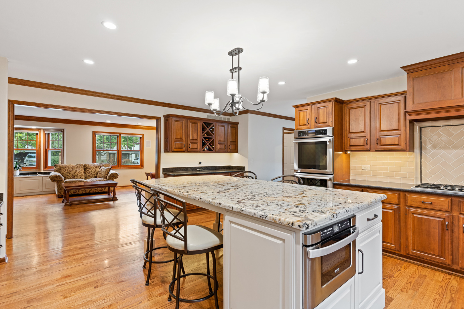 main property photo 17