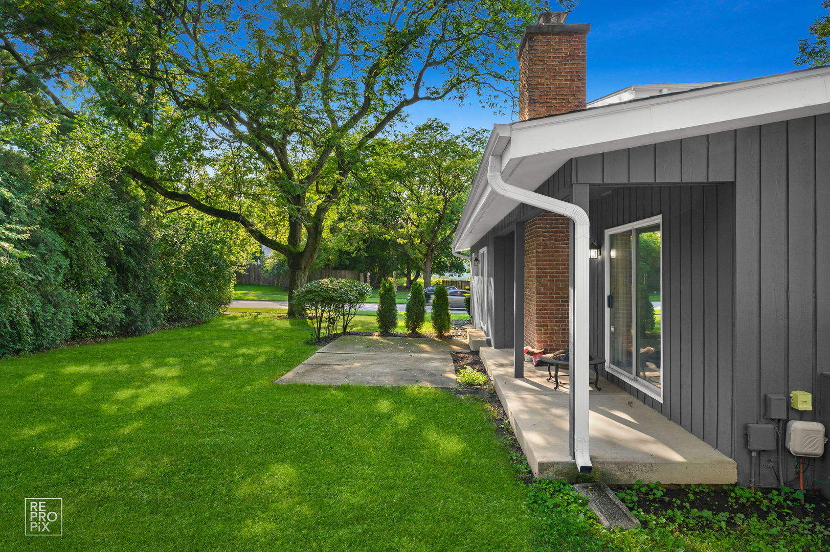 main property photo 24