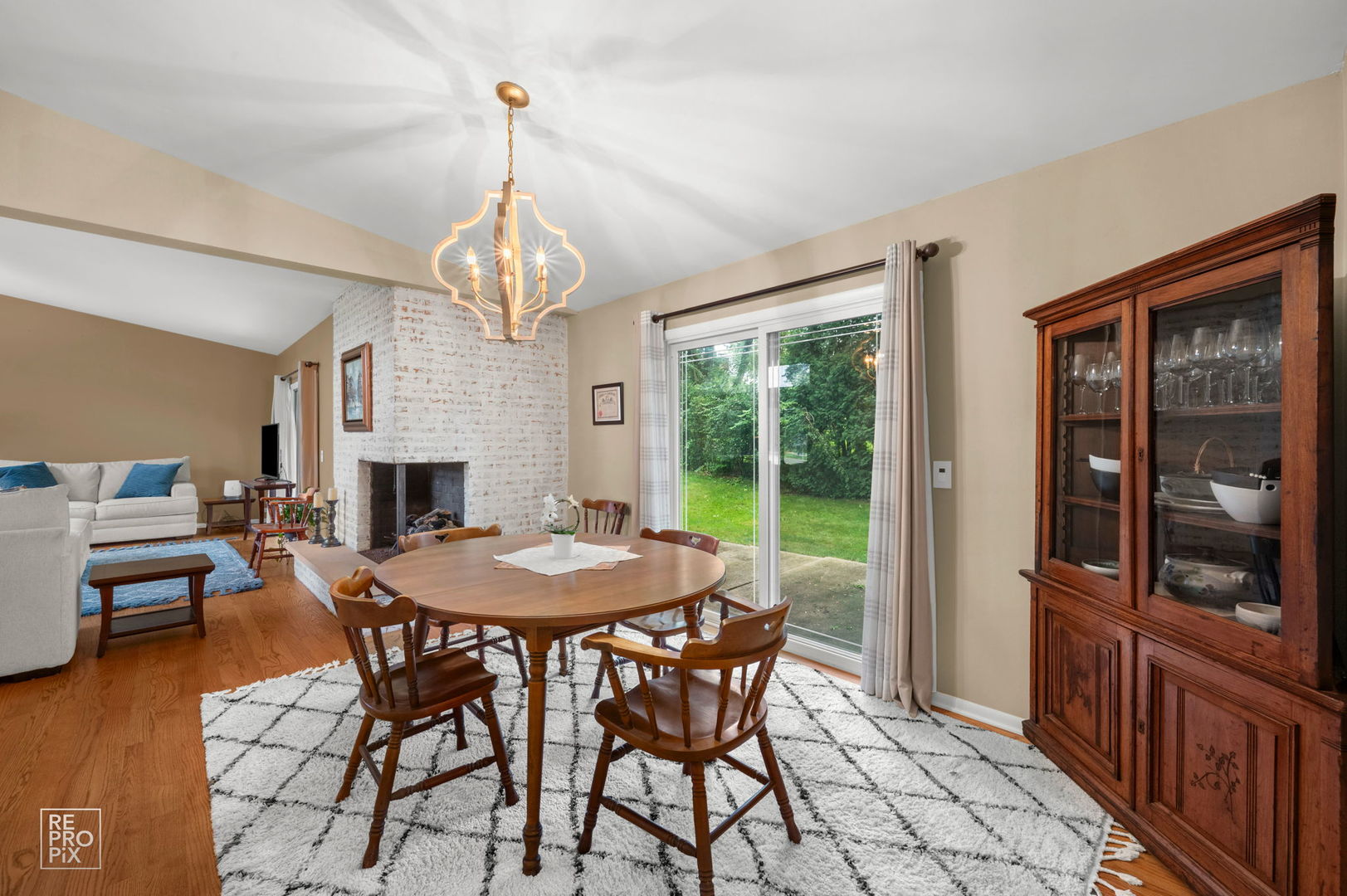 main property photo 5
