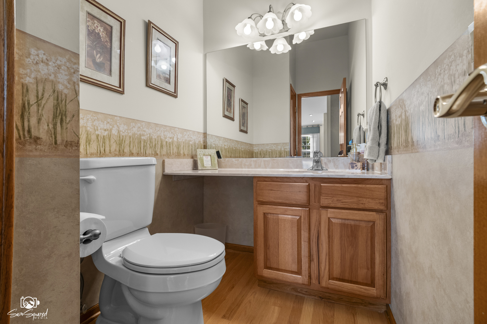 main property photo 28