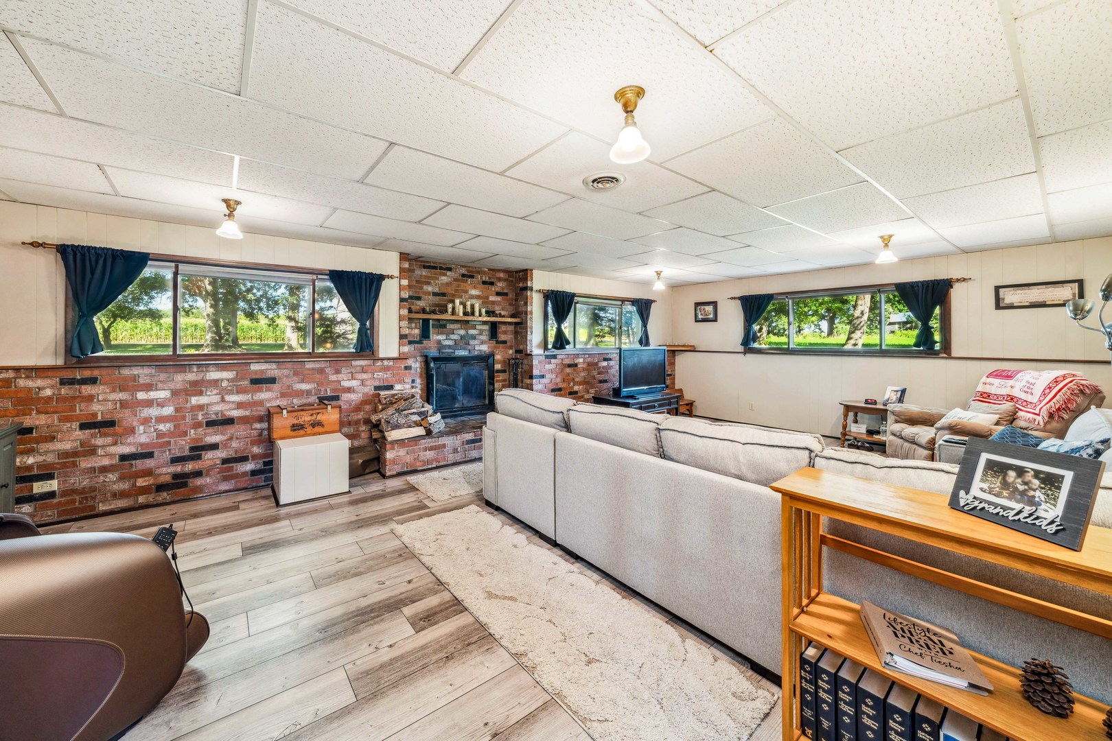 main property photo 20