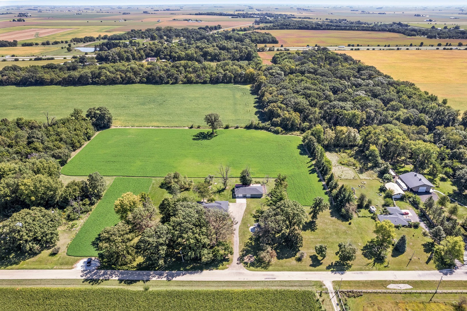 main property photo 37