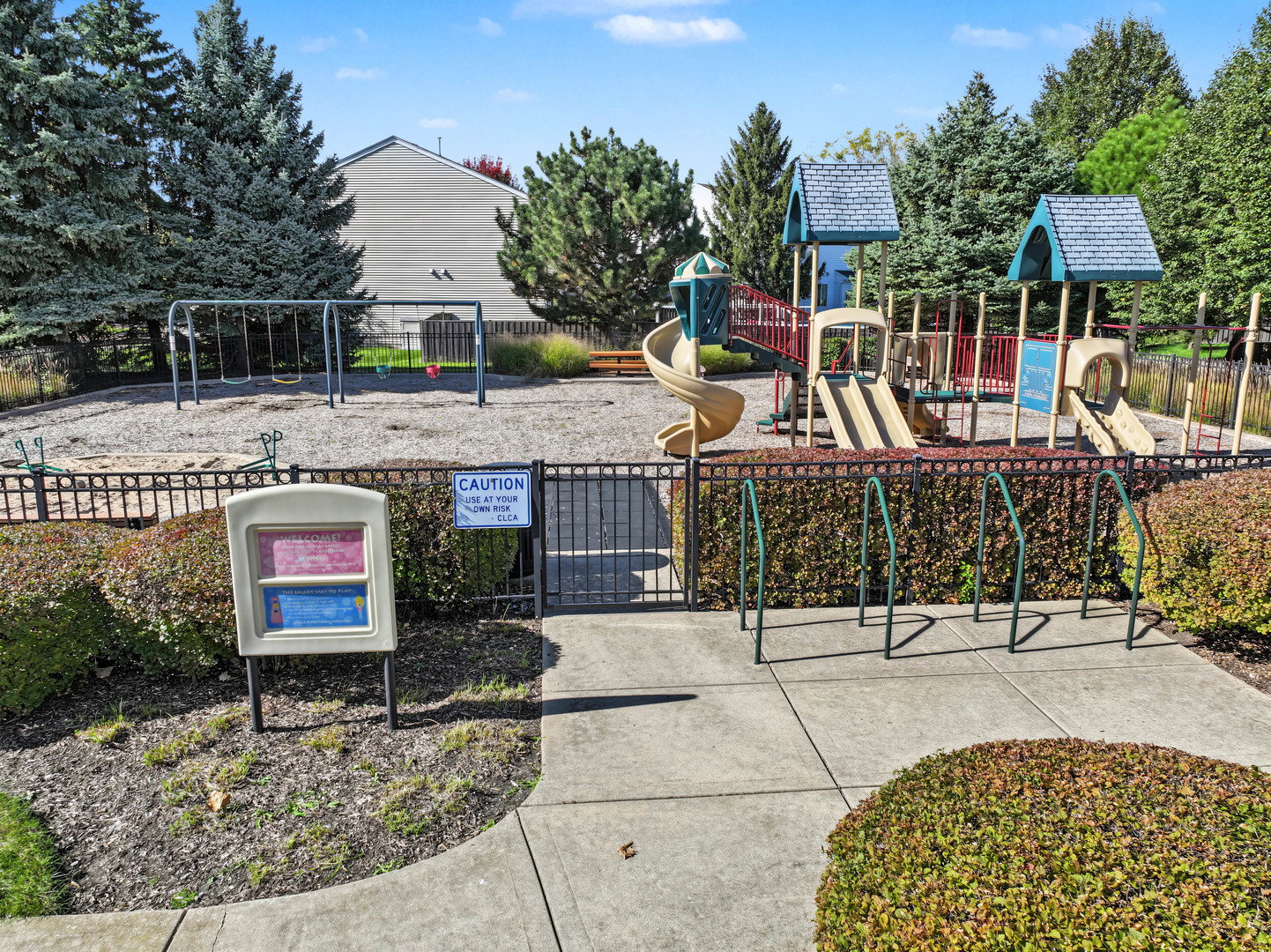 main property photo 14