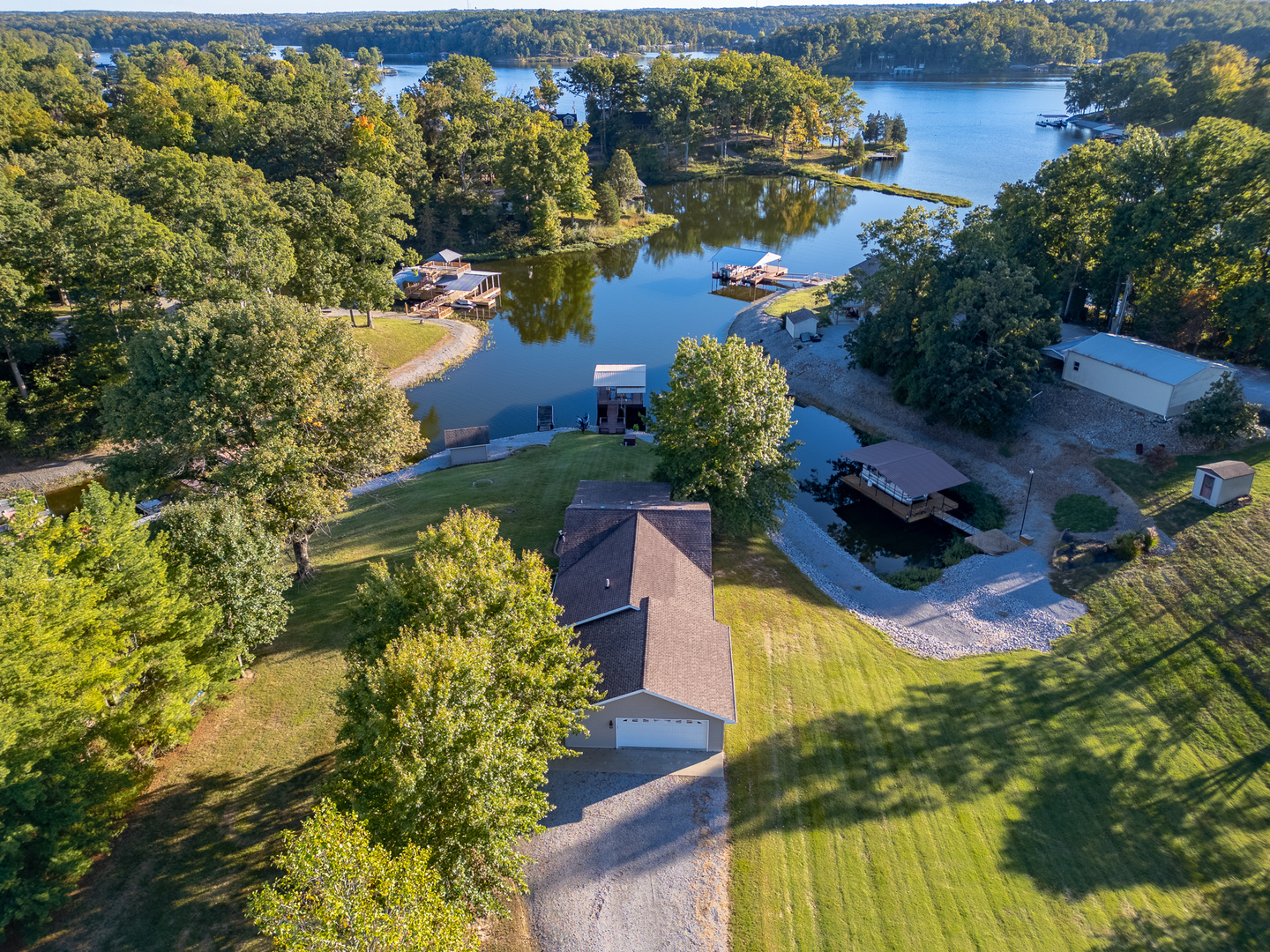 main property photo 40