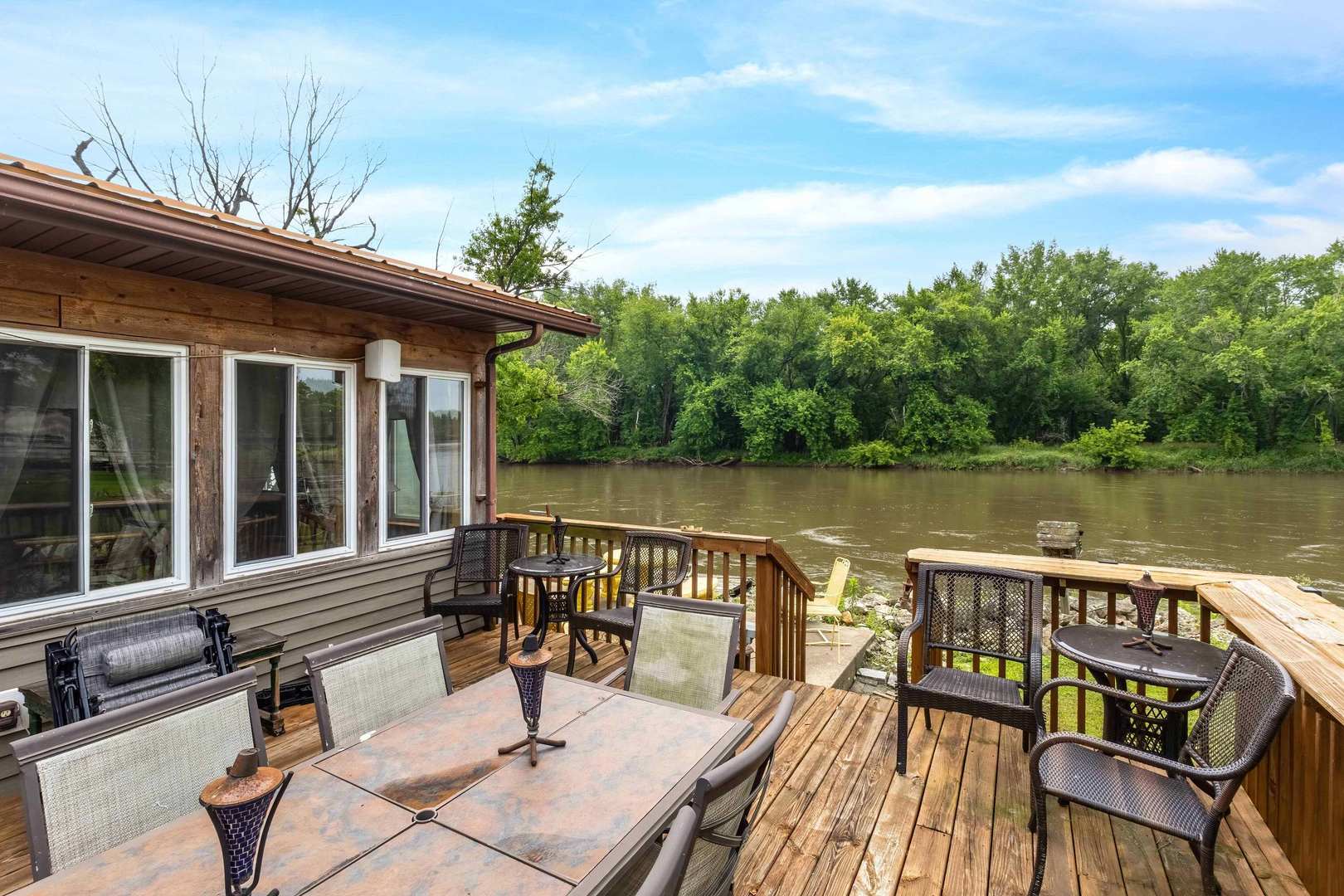main property photo 44
