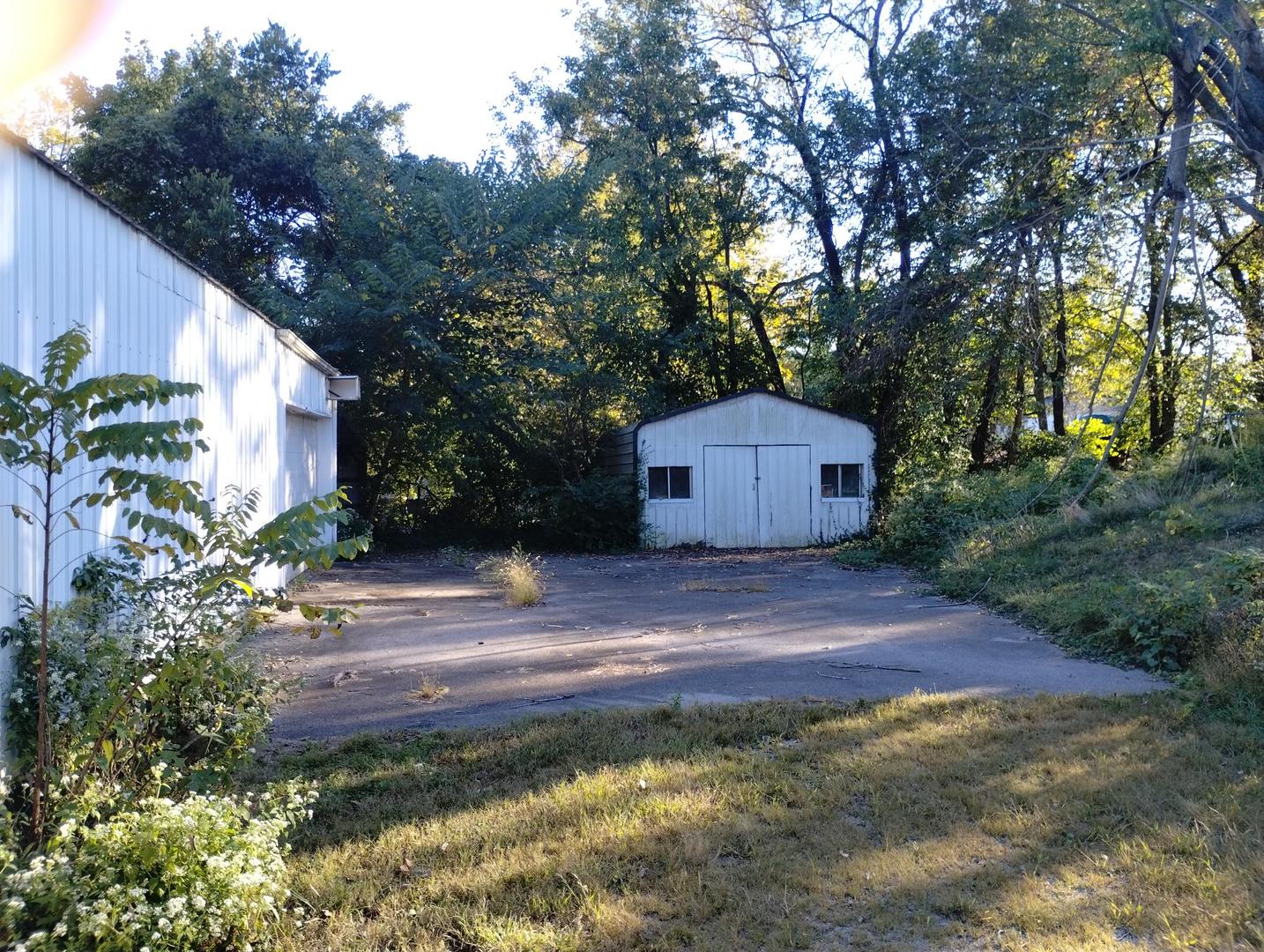 main property photo 6