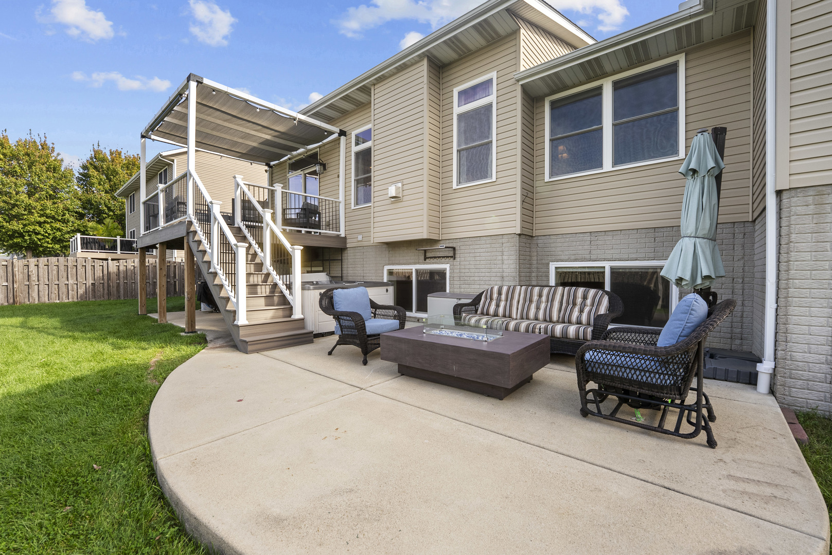main property photo 45