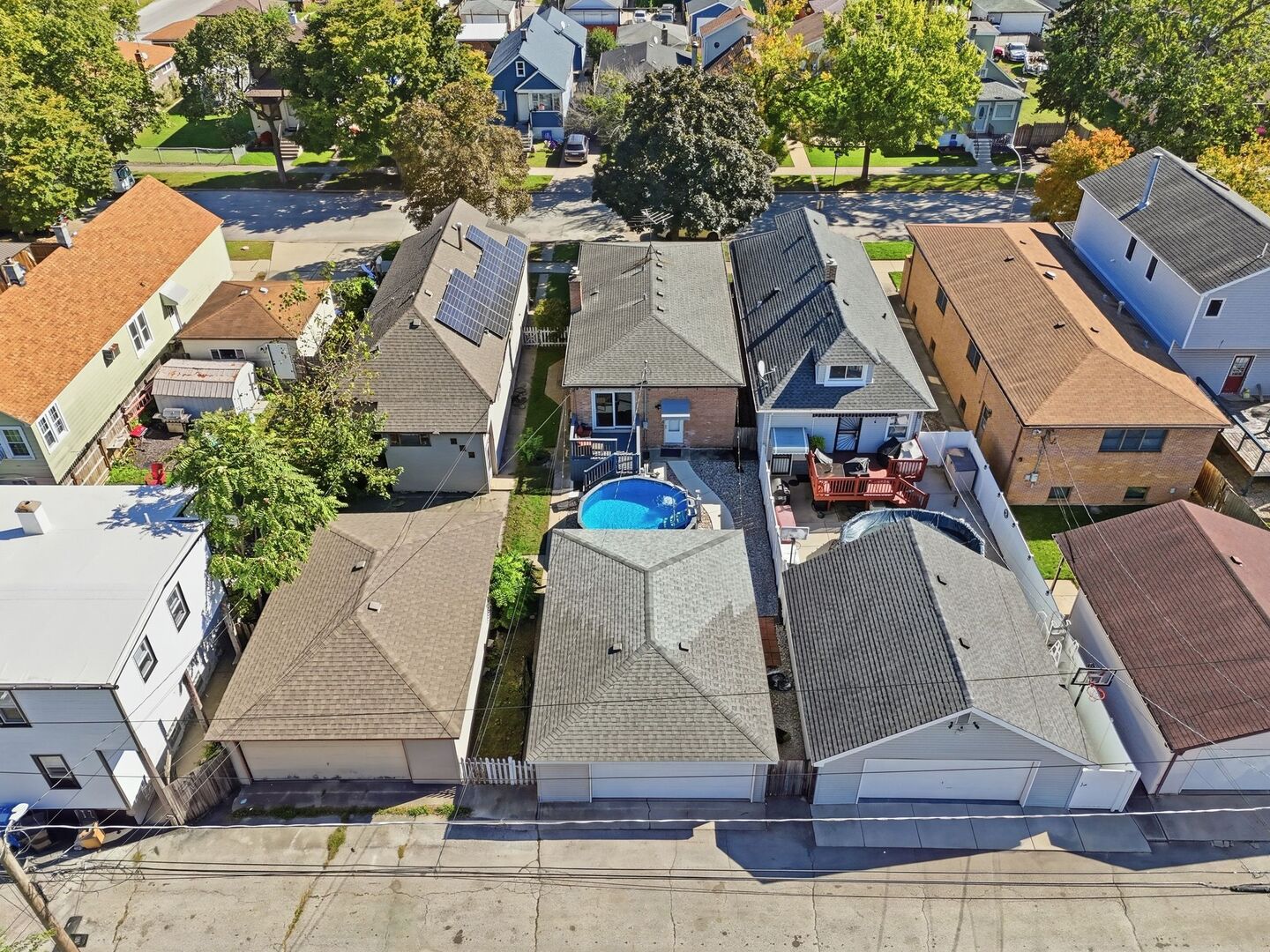 main property photo 33