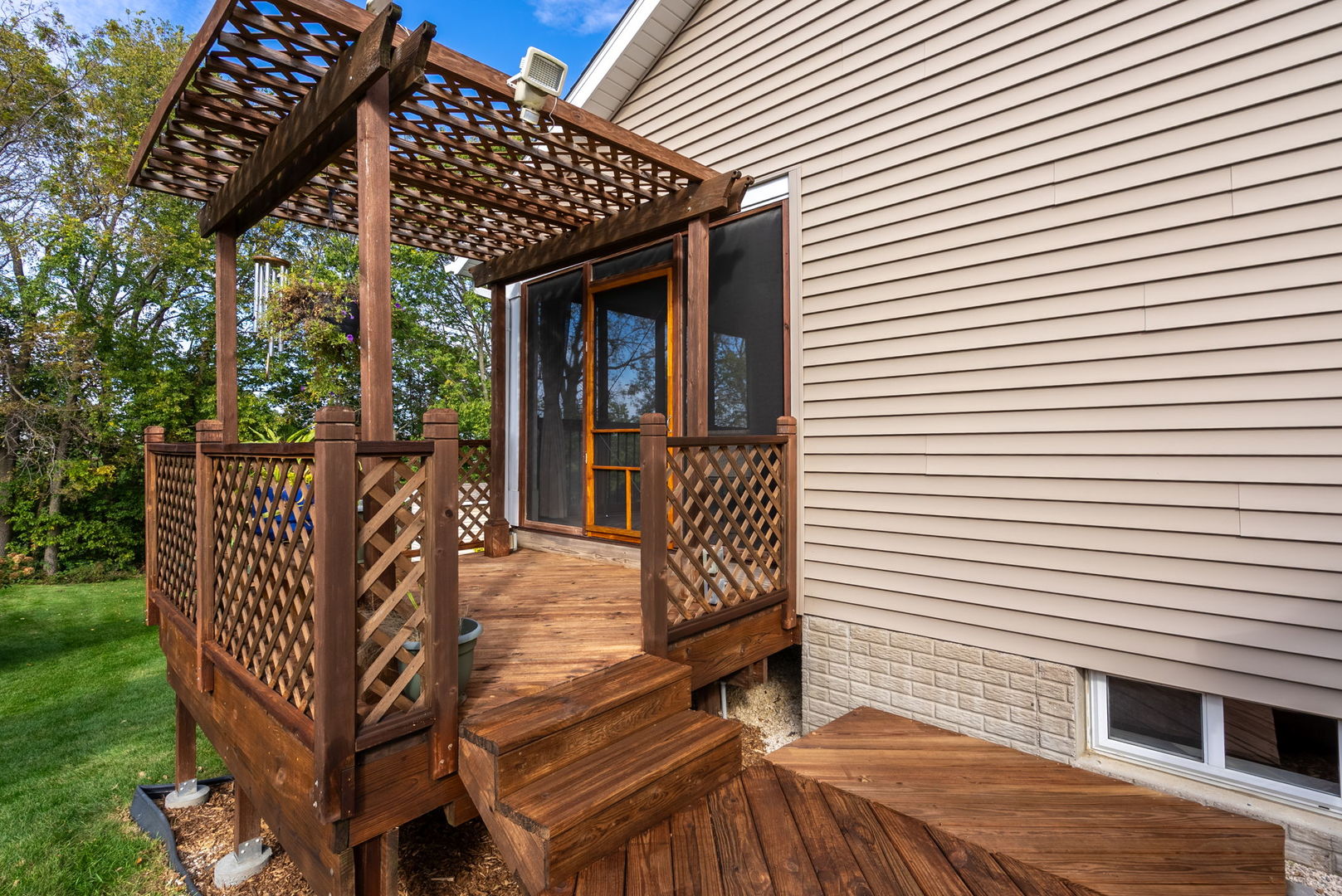 main property photo 35