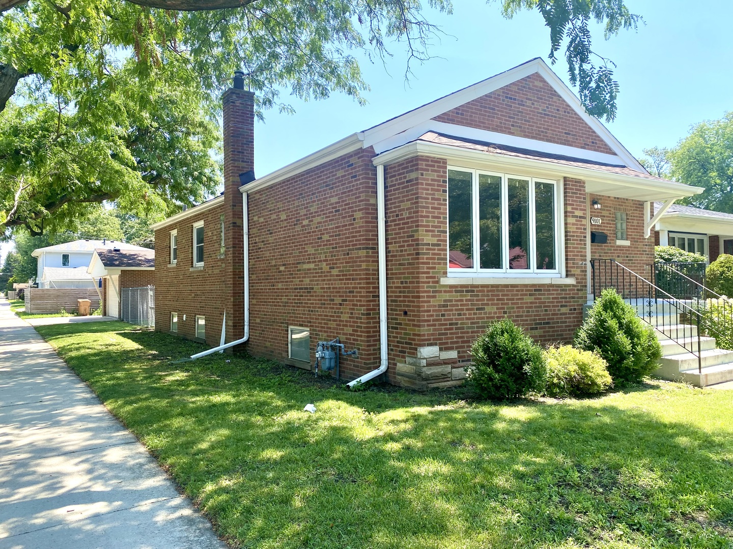 main property photo 1