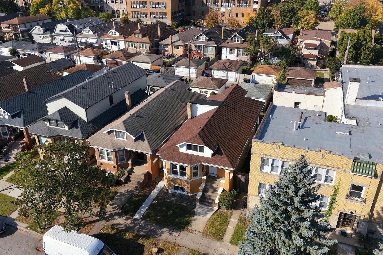 main property photo 28